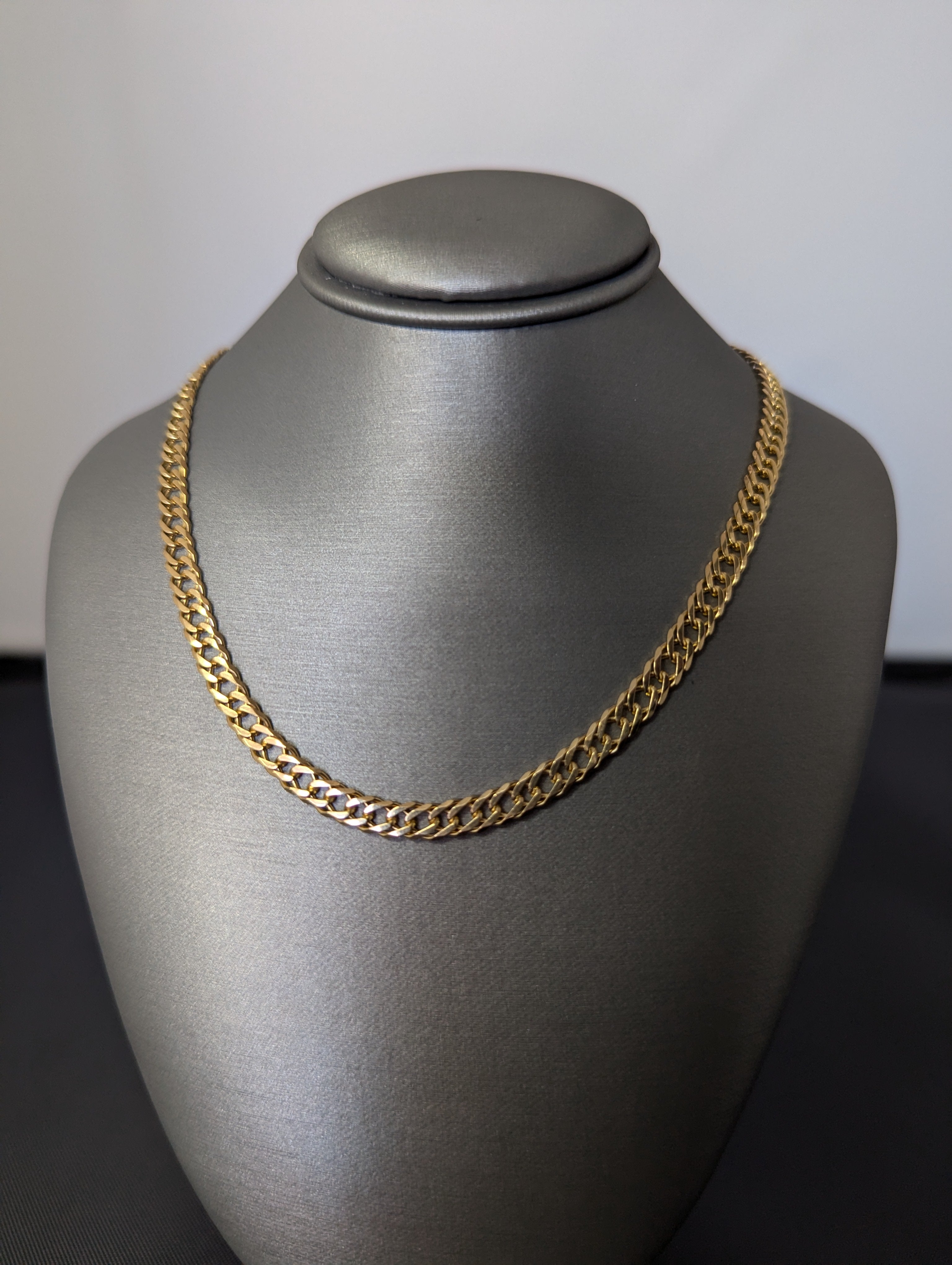 Cadena doble de oro amarillo de 14K