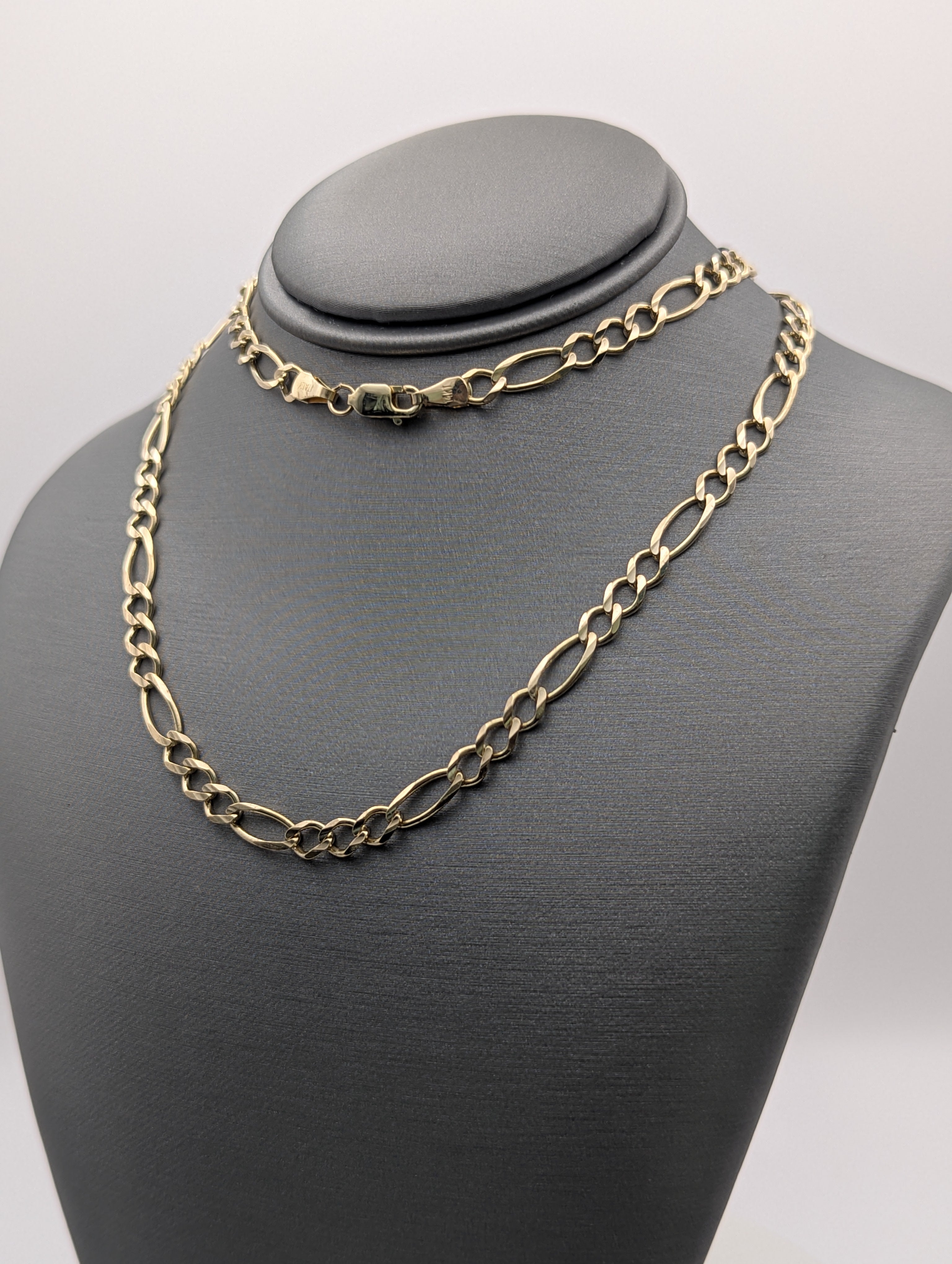 Cadena Fígaro de oro amarillo de 14K