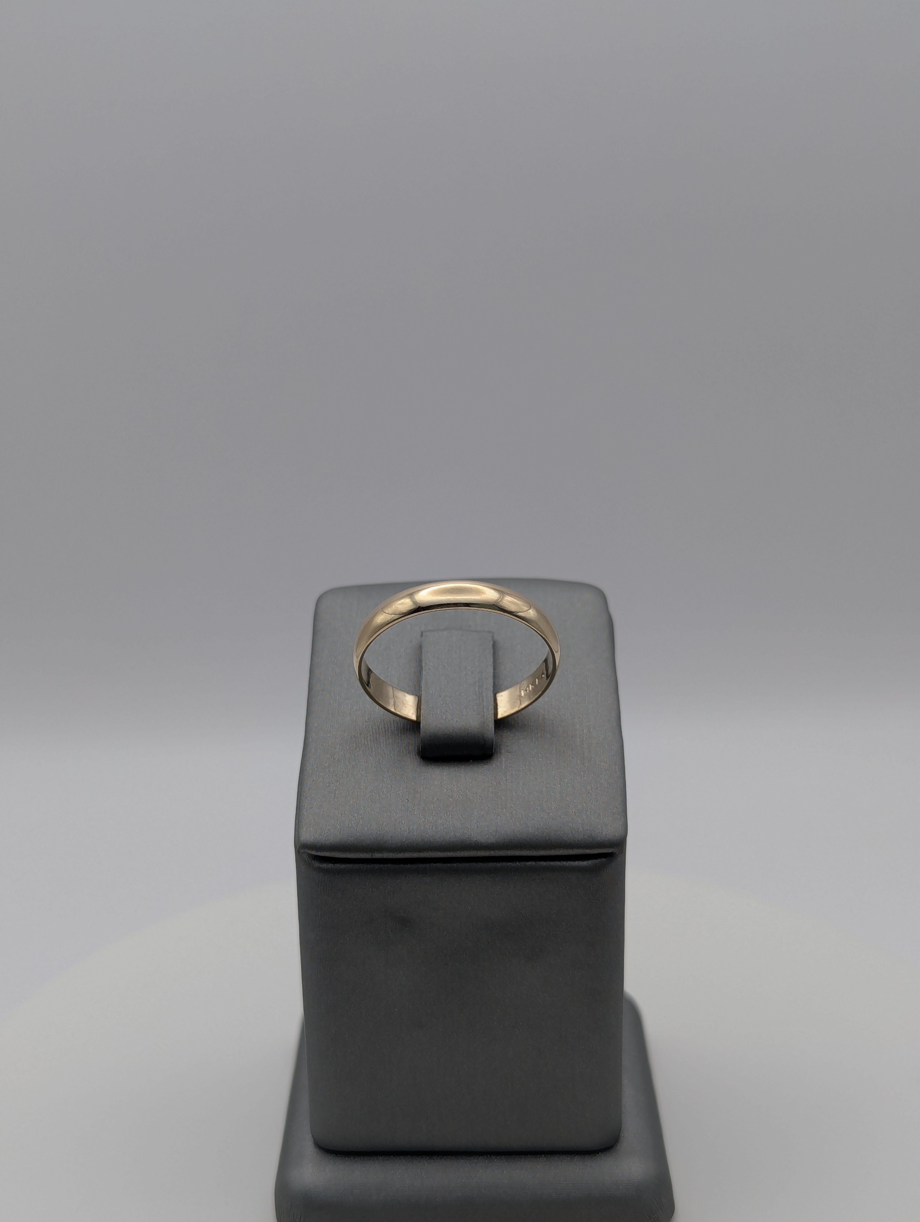 14K YG Wedding Band