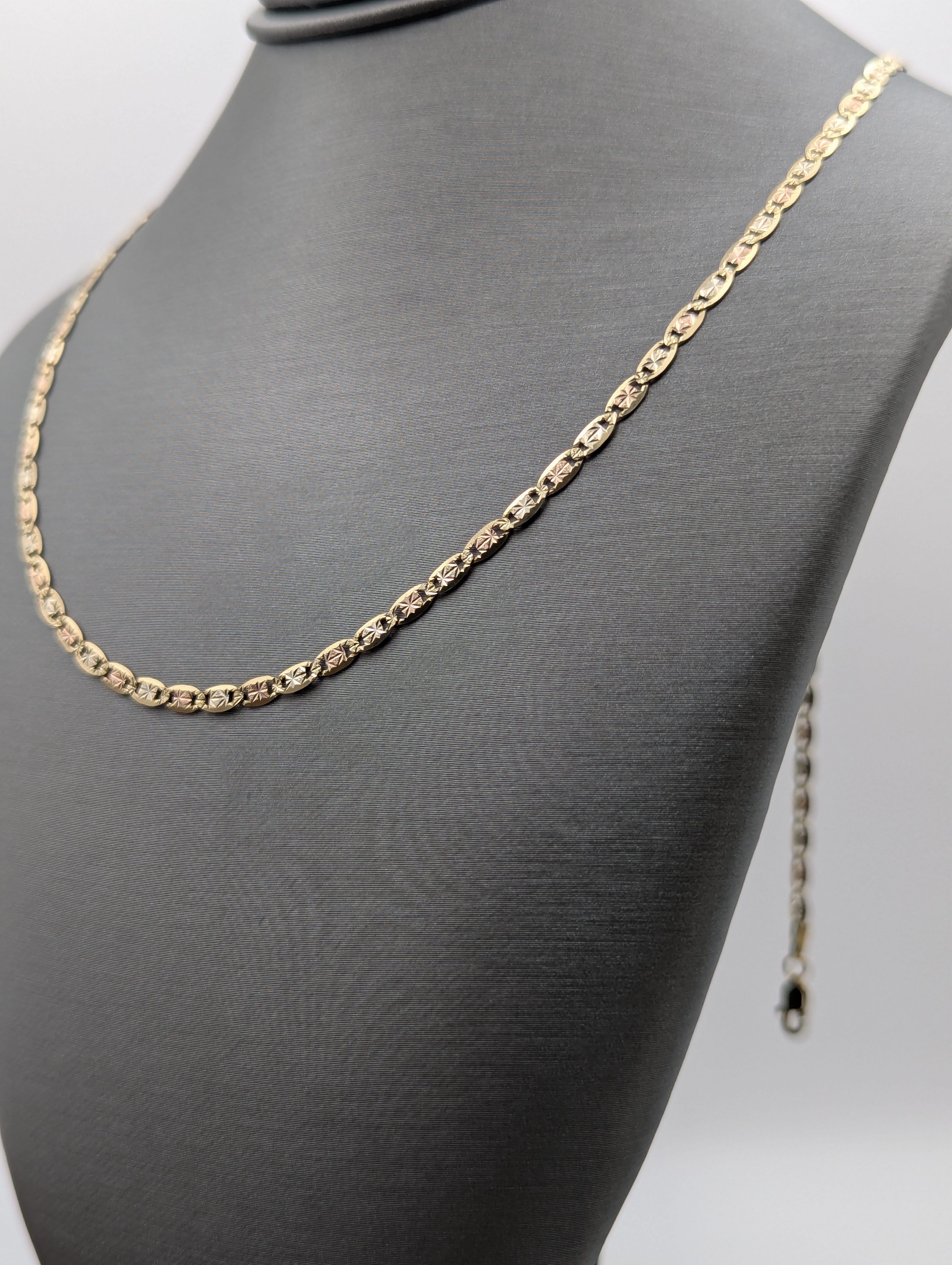 Cadena Valentino de 14K