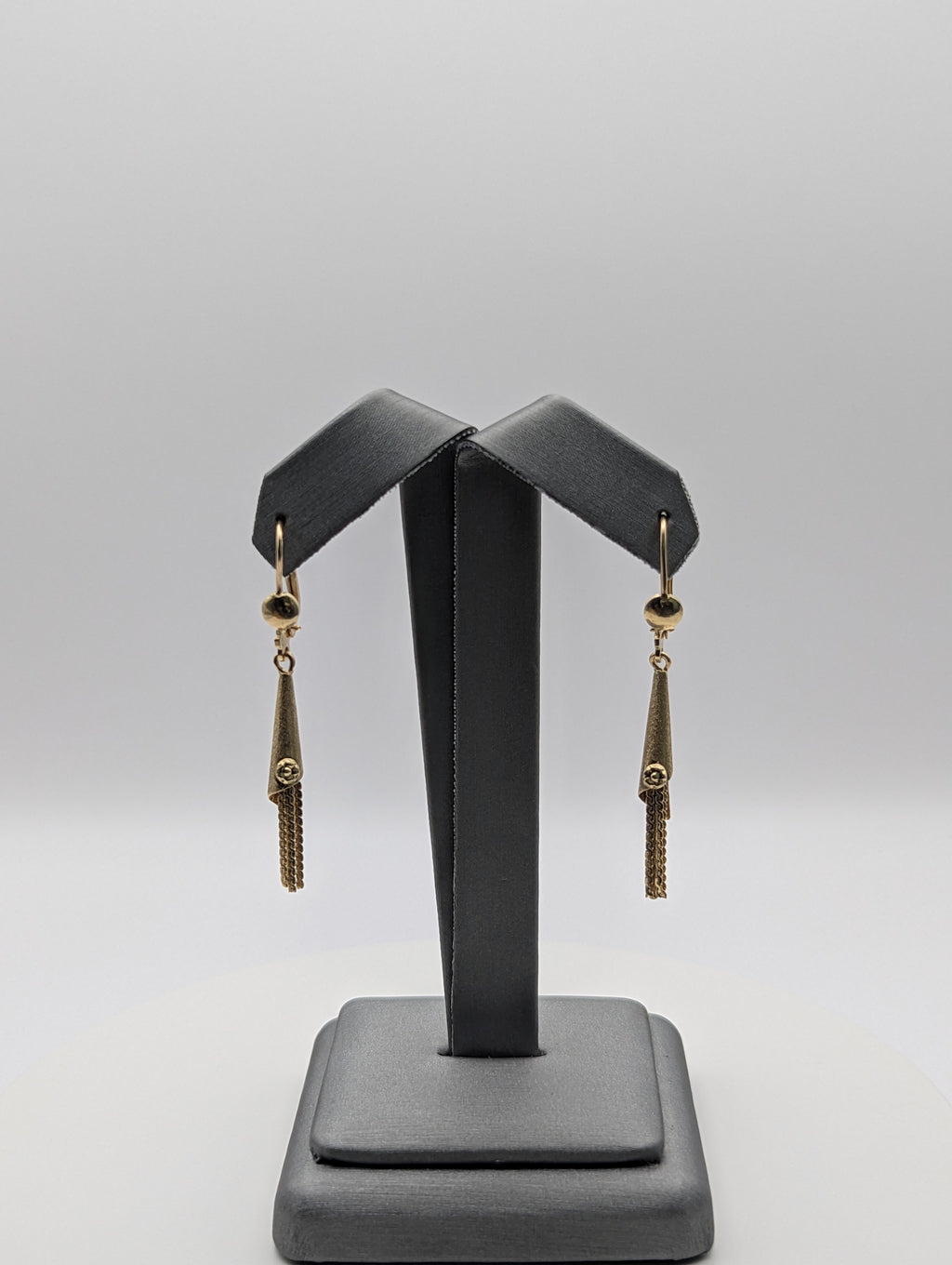 Pendientes Cónicos de Oro Amarillo de 14K Satinado