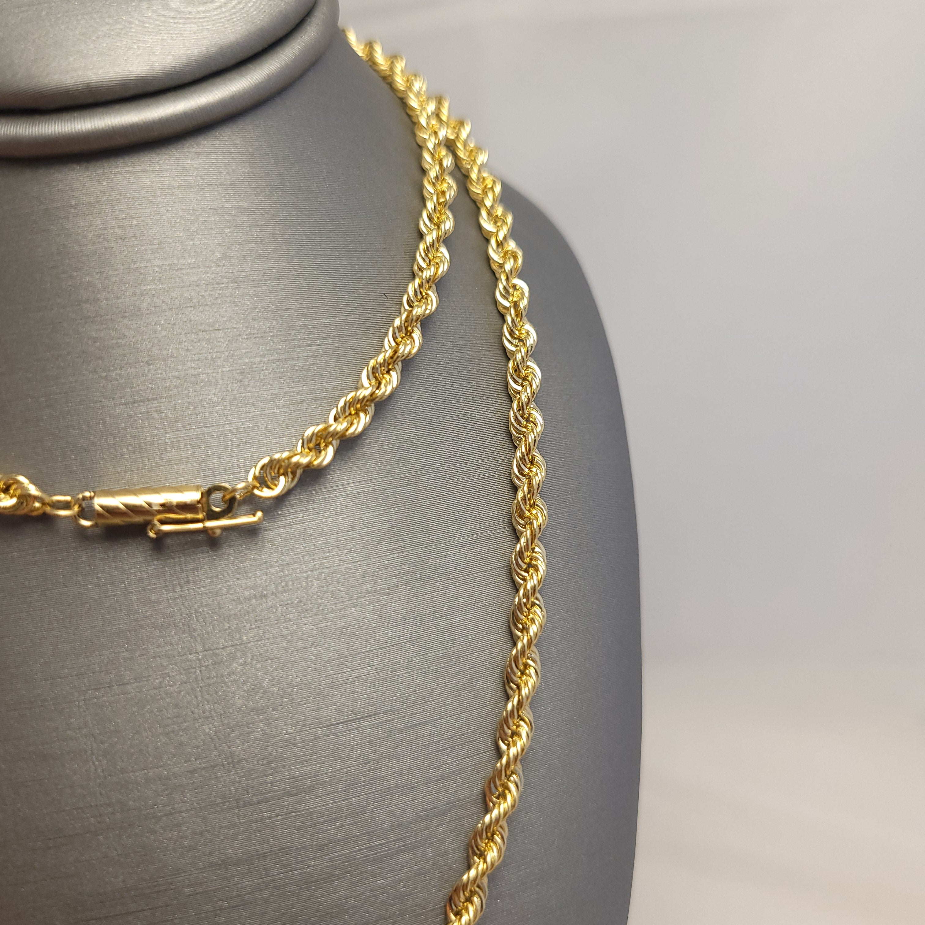 Cadena de soga sólida de oro amarillo de 14K