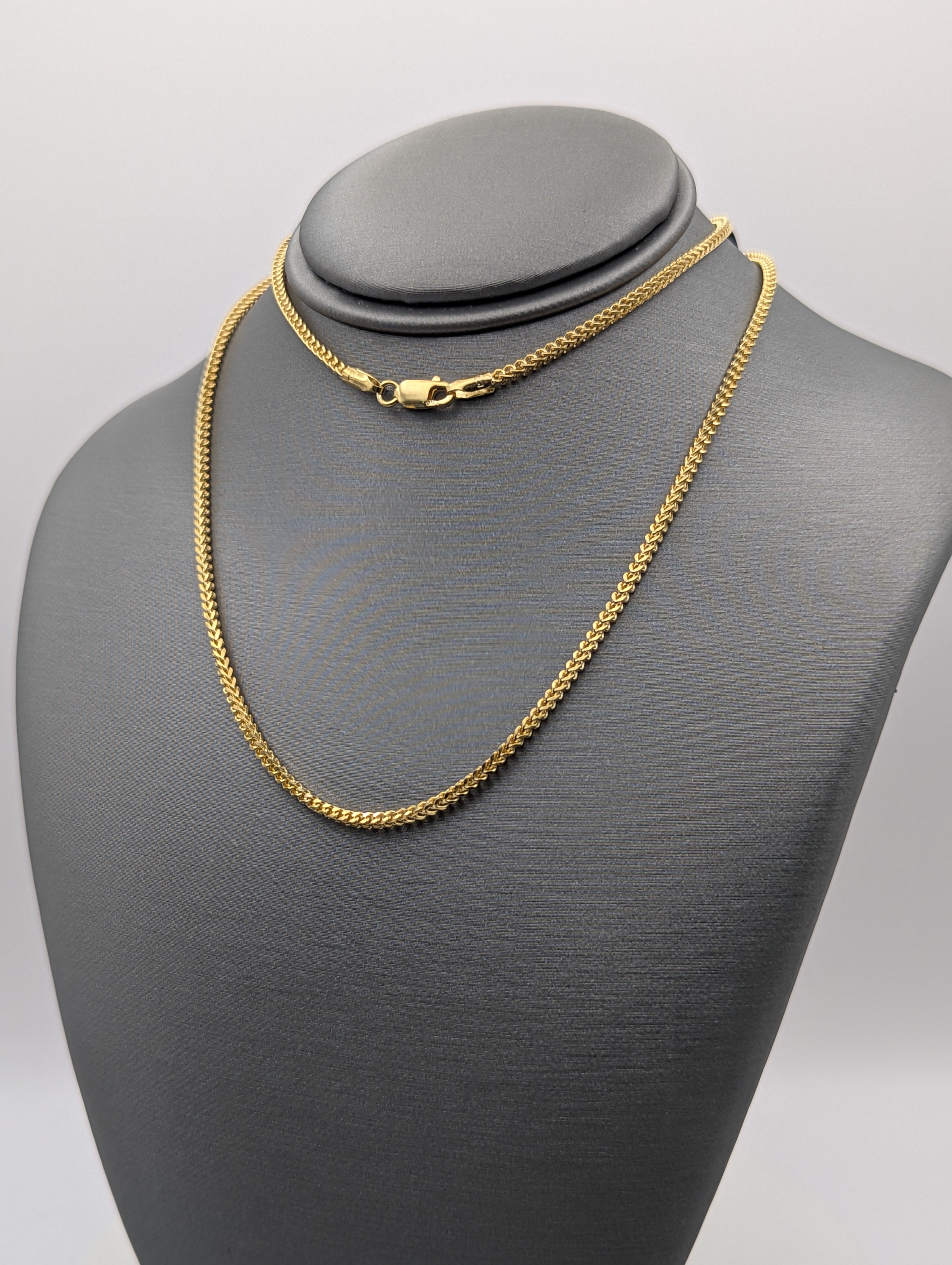 Cadena cola de zorro de oro macizo de 14K