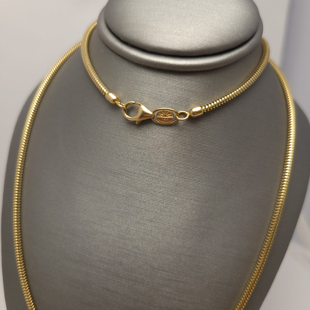 Collar Eslabones de Serpiente en Oro Amarillo de 14K