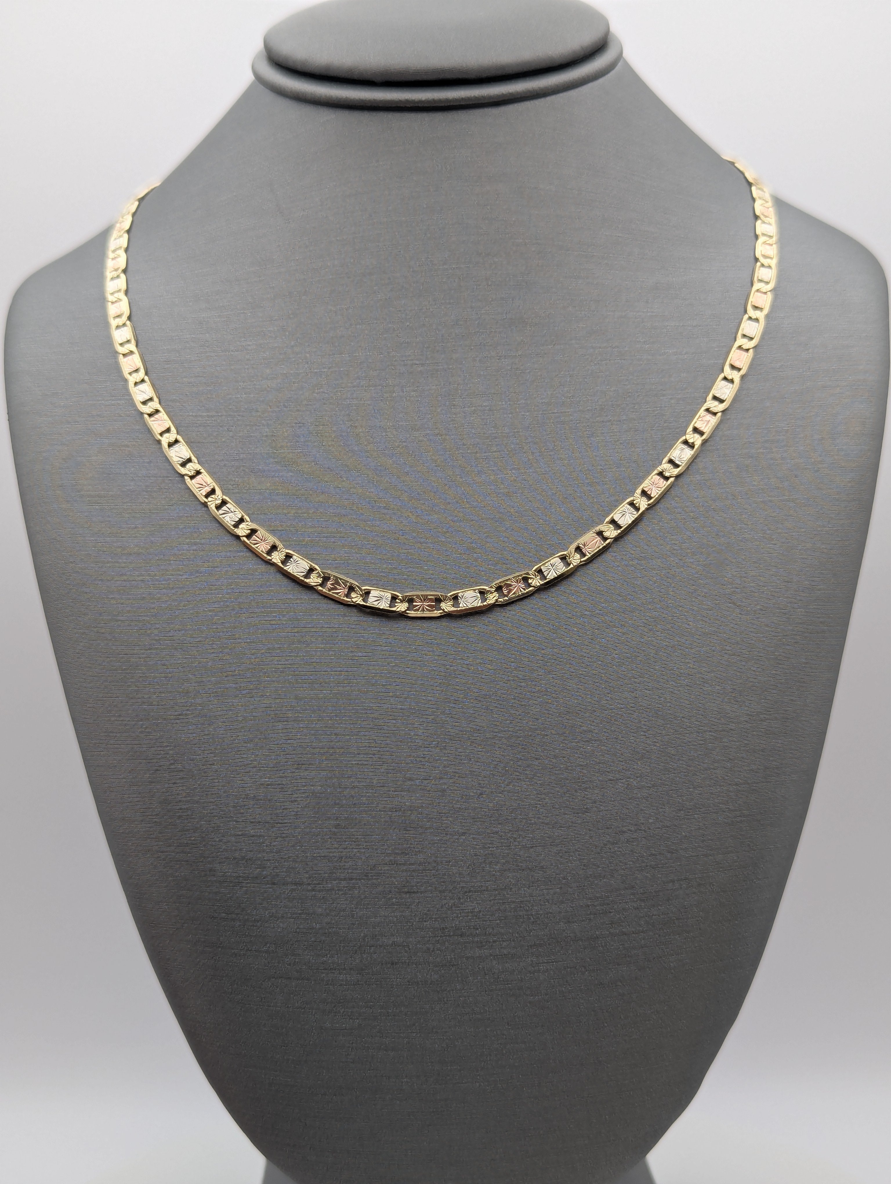 Cadena Valentino de 14K