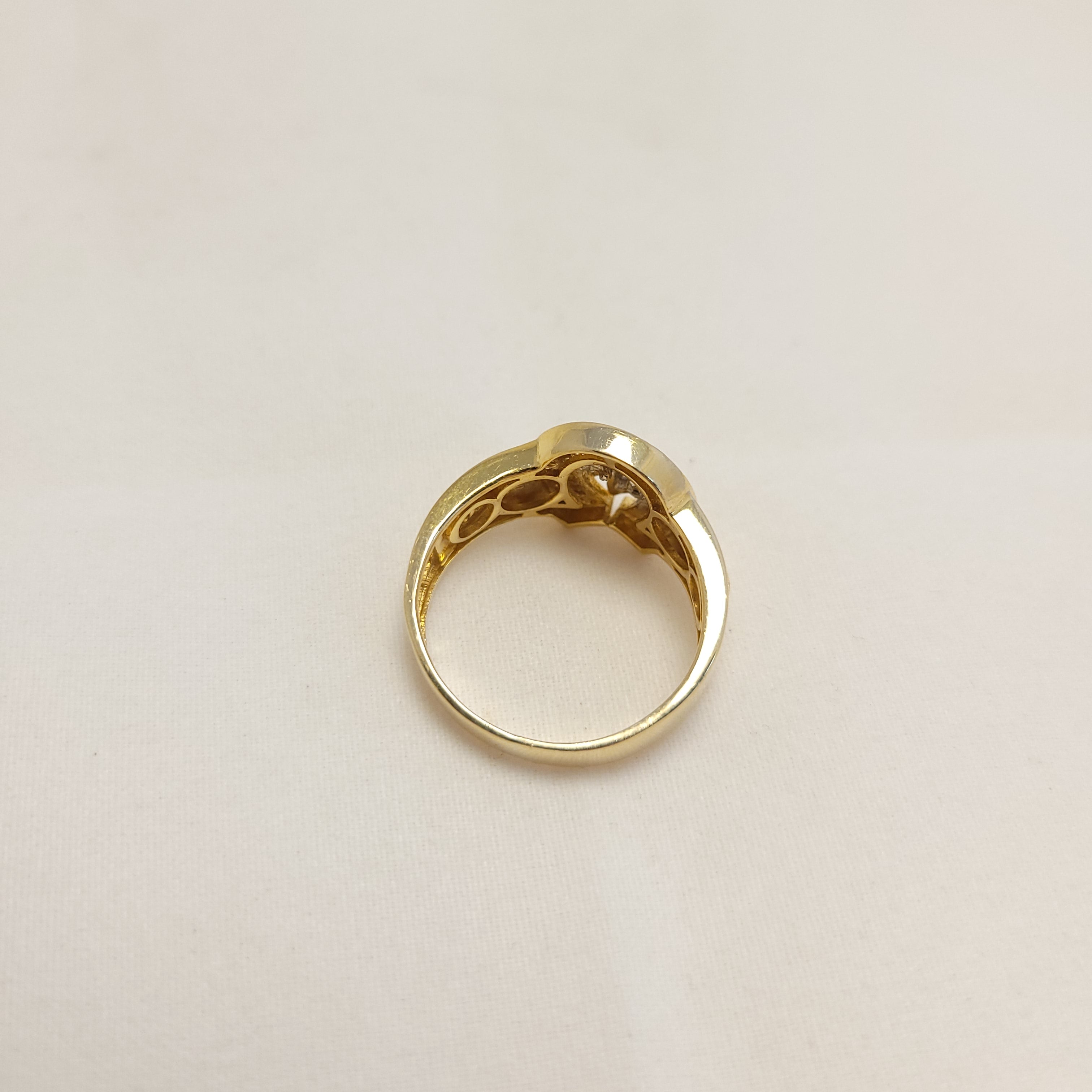 Anillo de herradura bicolor de 14K