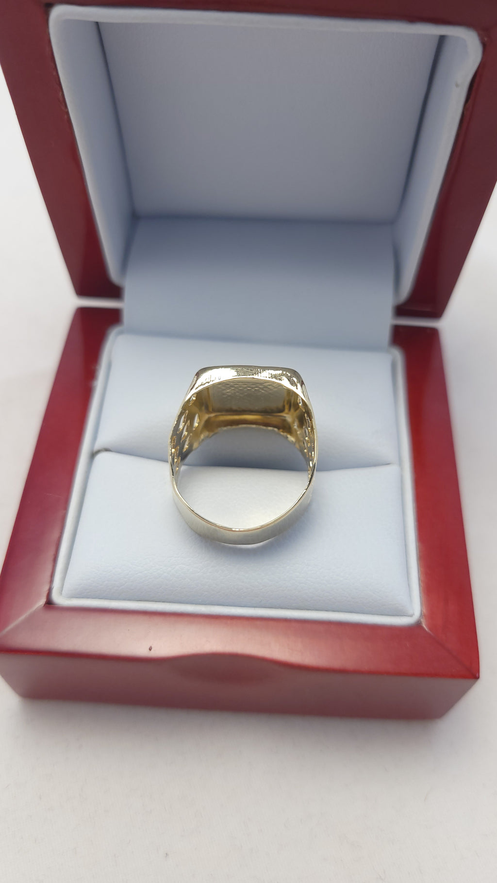 10K YG Letter "D" Ring