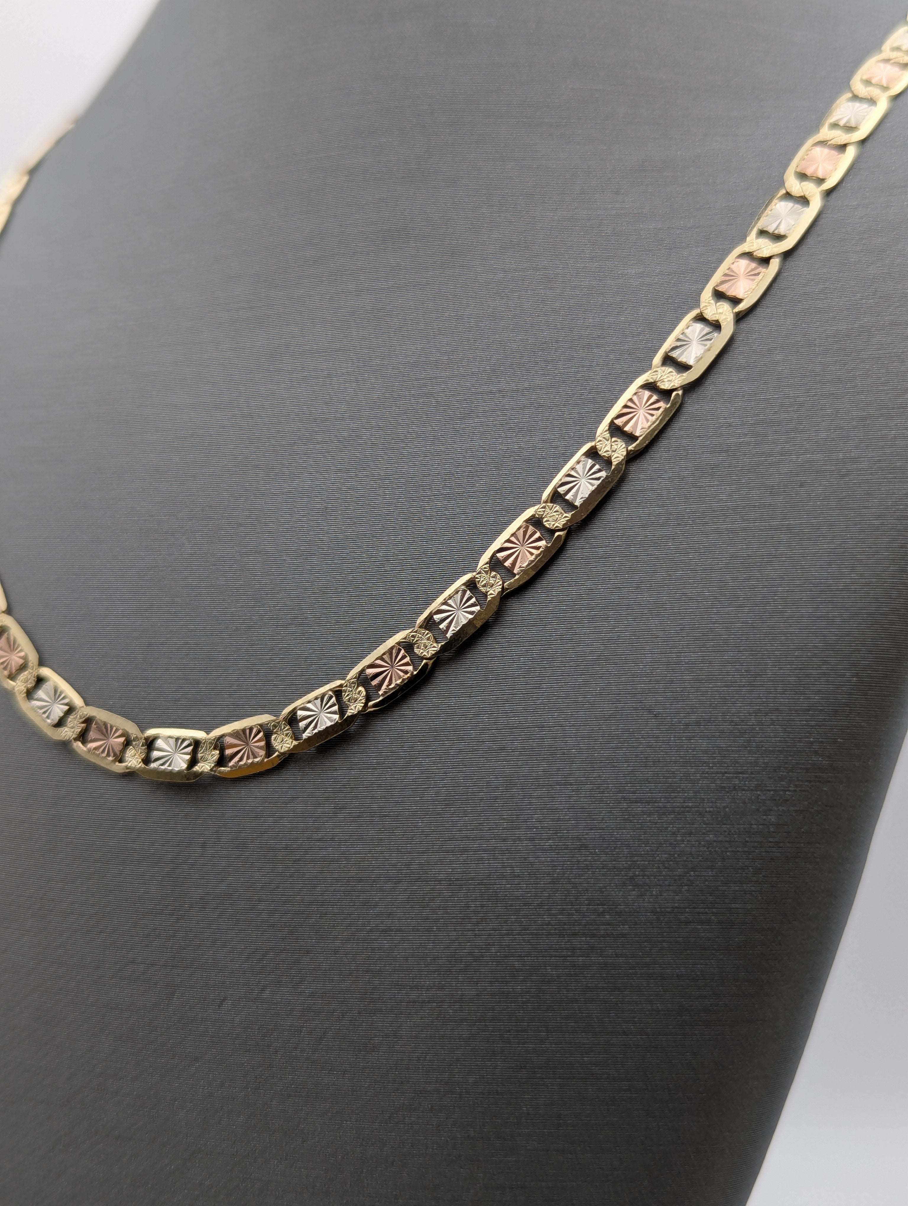 Cadena Valentino de 14K