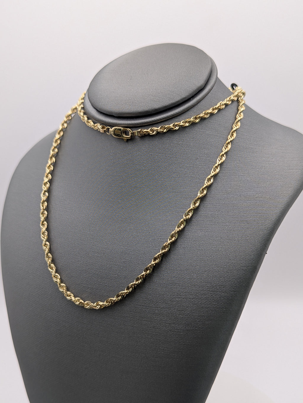 Cadena de cuerda sólida de oro amarillo de 14K