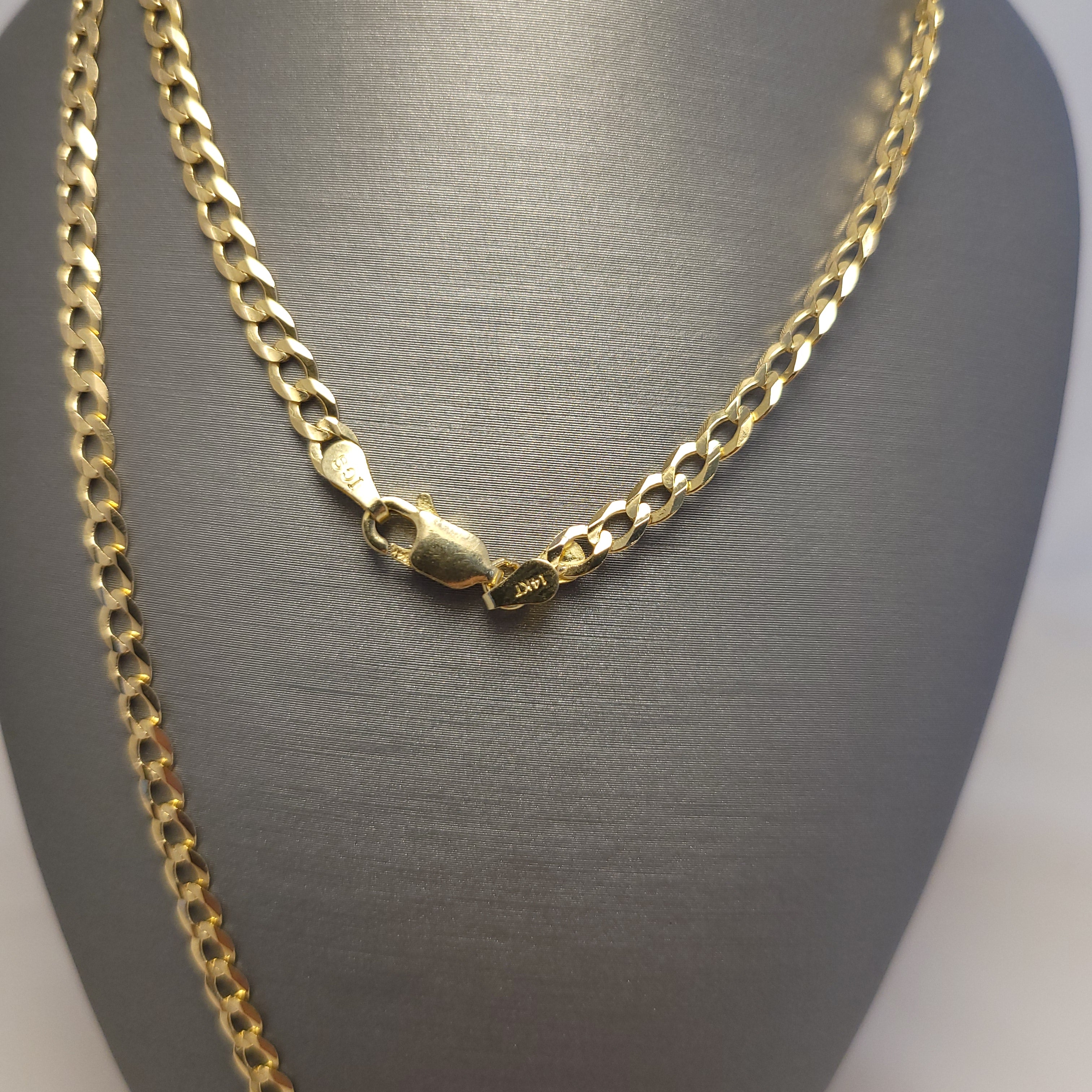 Cadena de eslabones cubanos maciza de oro amarillo de 14K