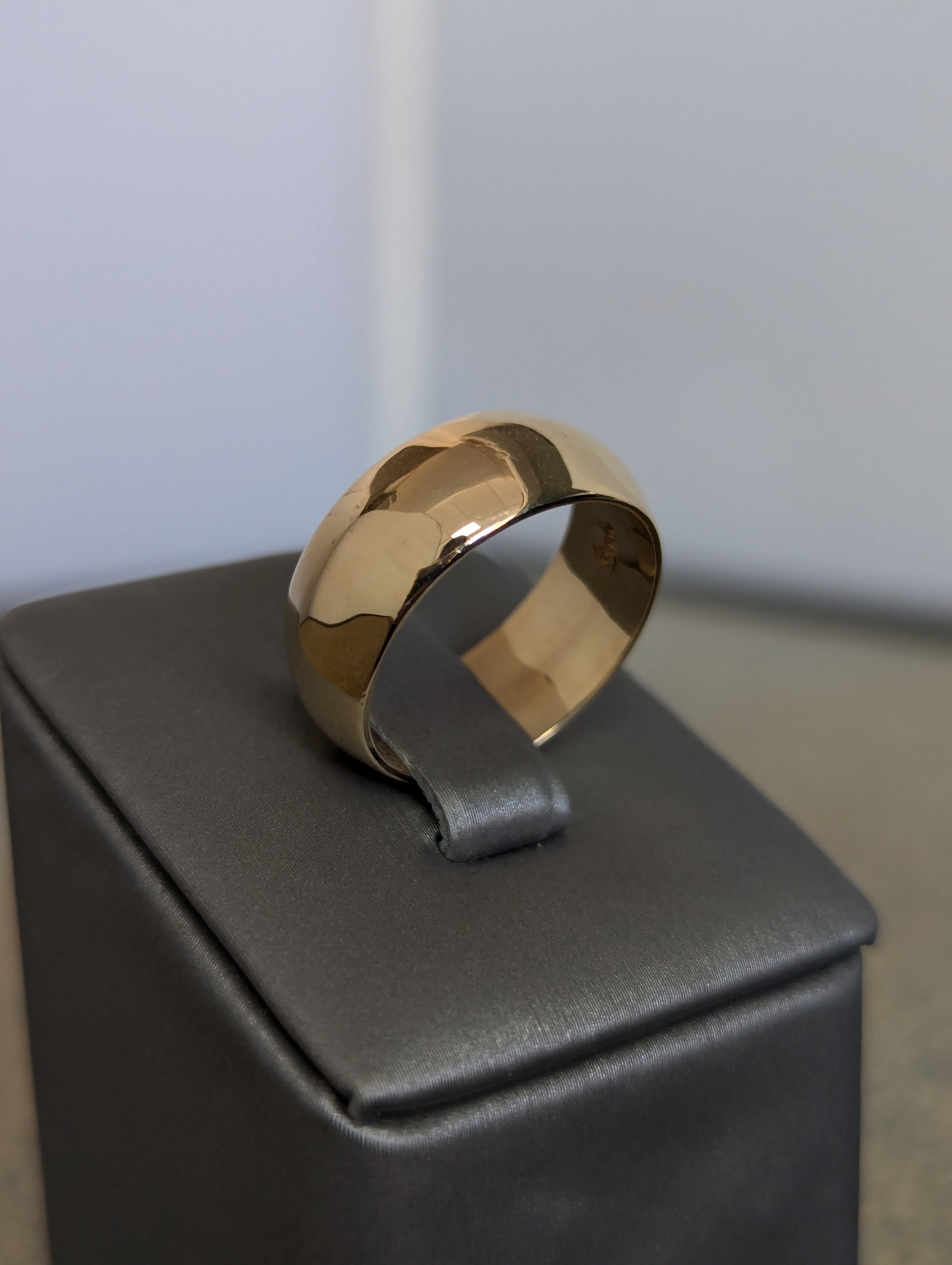 Anillo de boda de 14 quilates