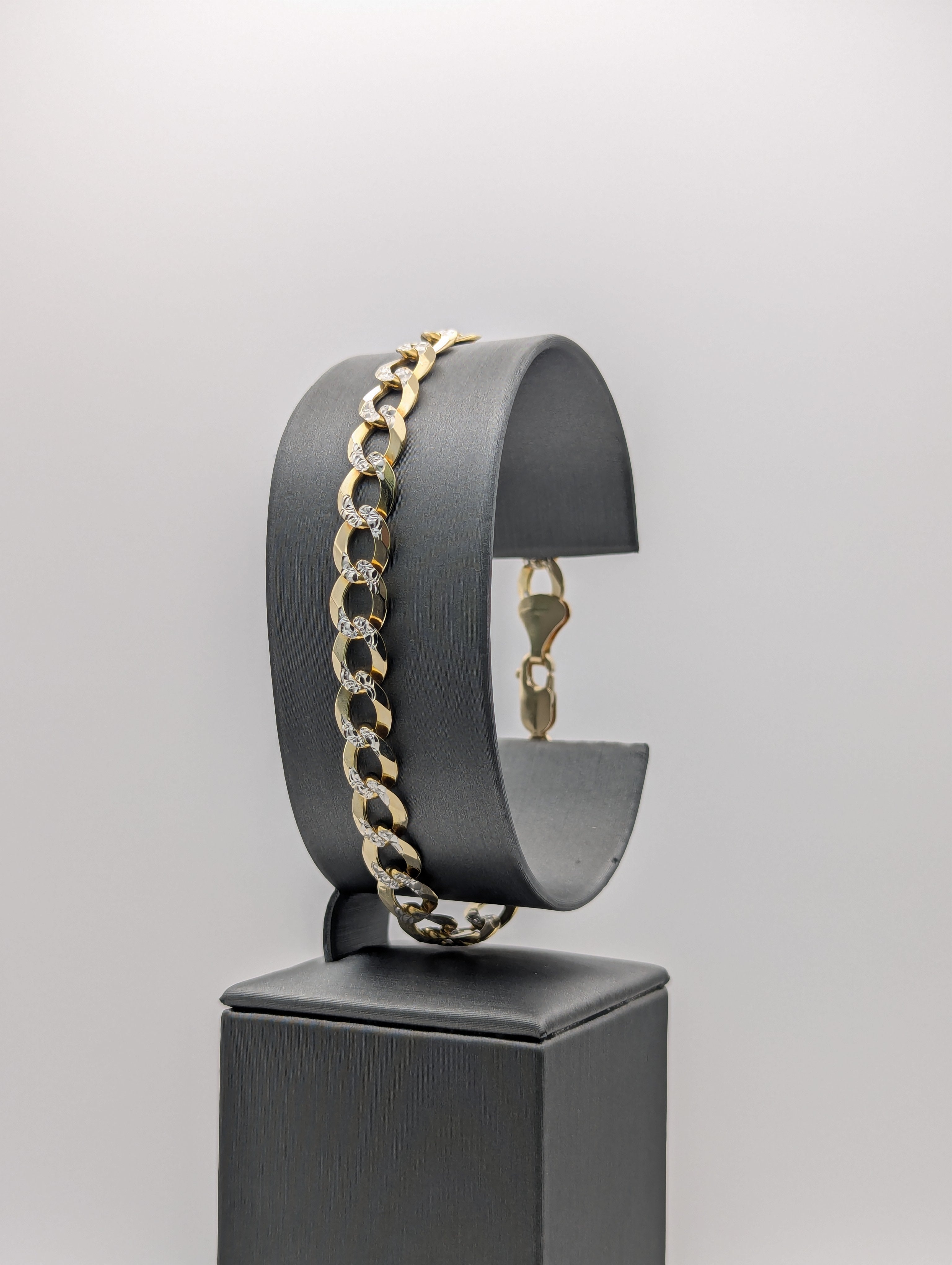 14K YG Dia Cut Curb Bracelet