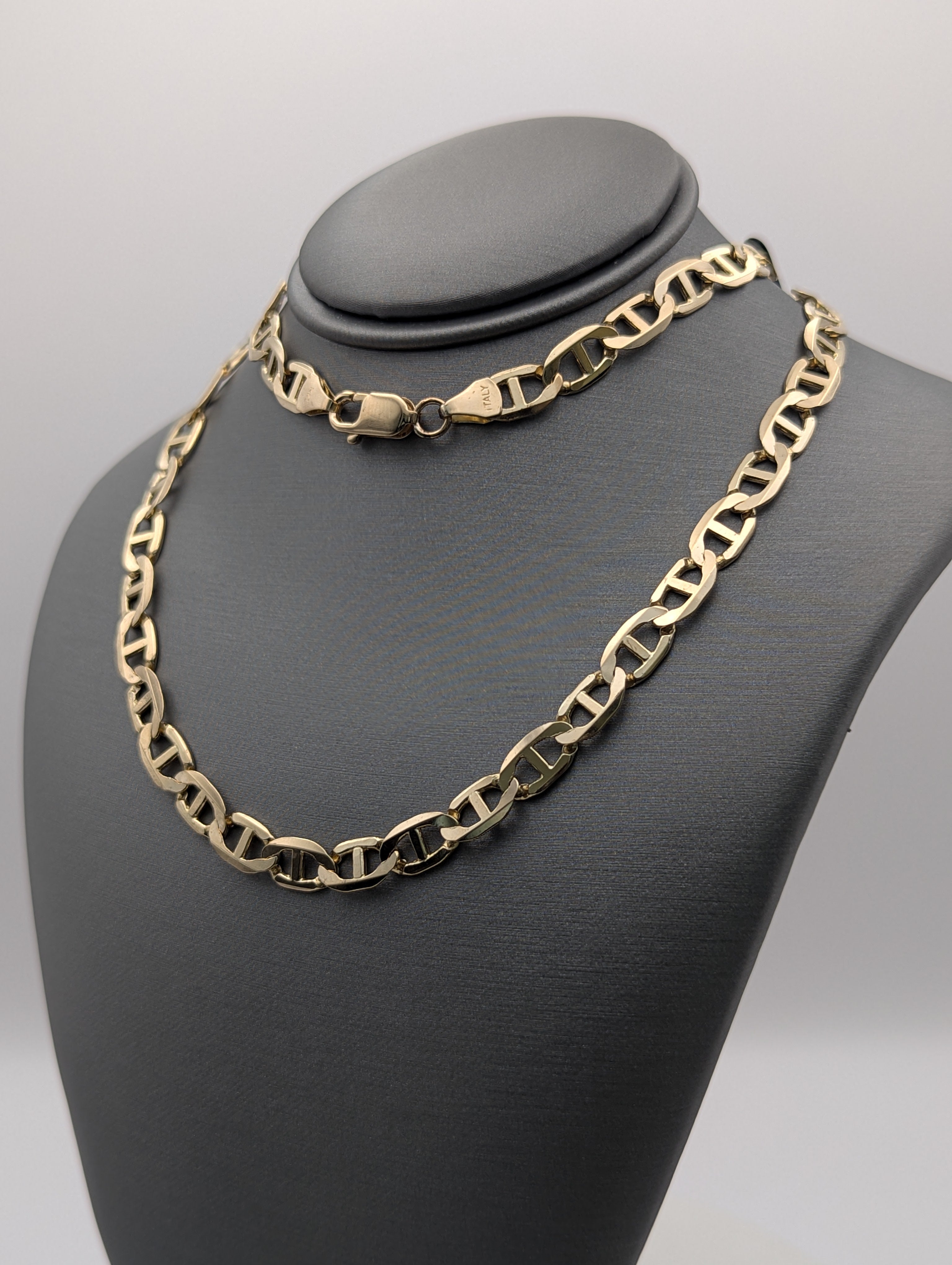 Cadena Mariner de Oro Amarillo de 14K