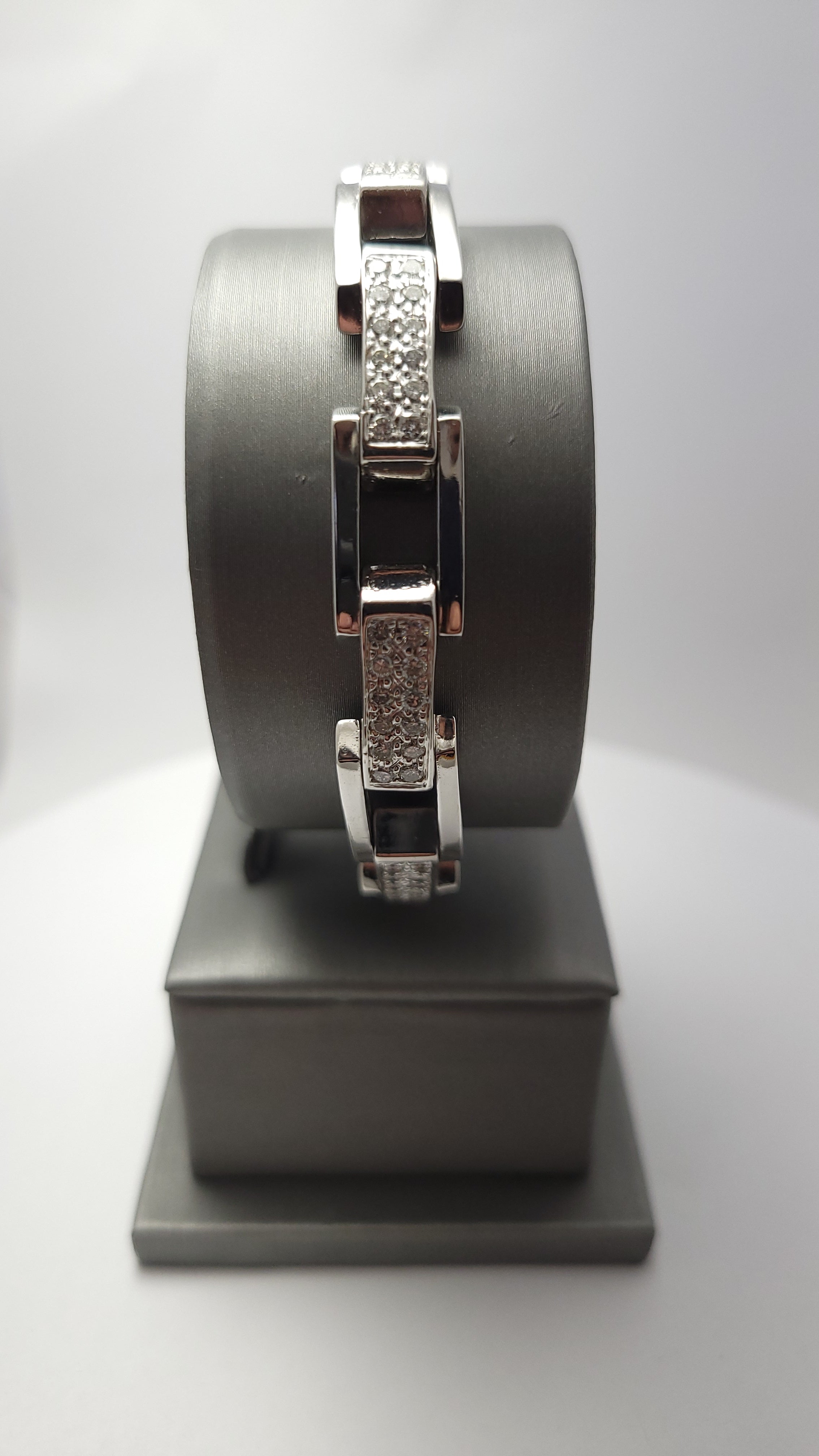Pulsera de diamantes de oro blanco de 14K