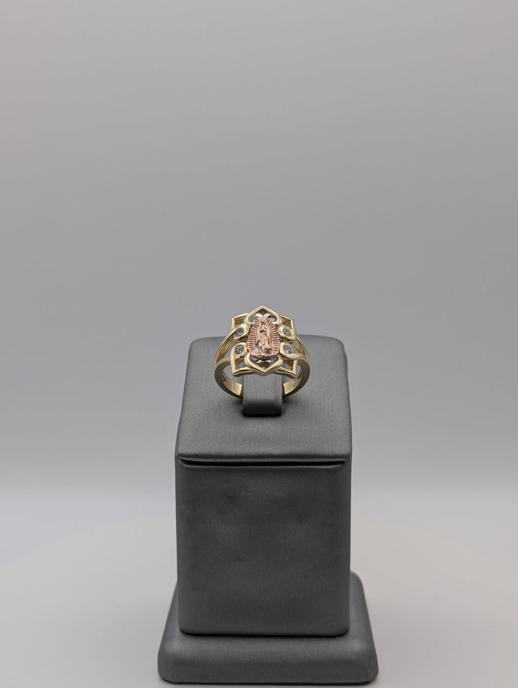Anillo de 14K de oro amarillo/rosa con circonita de la Virgen María