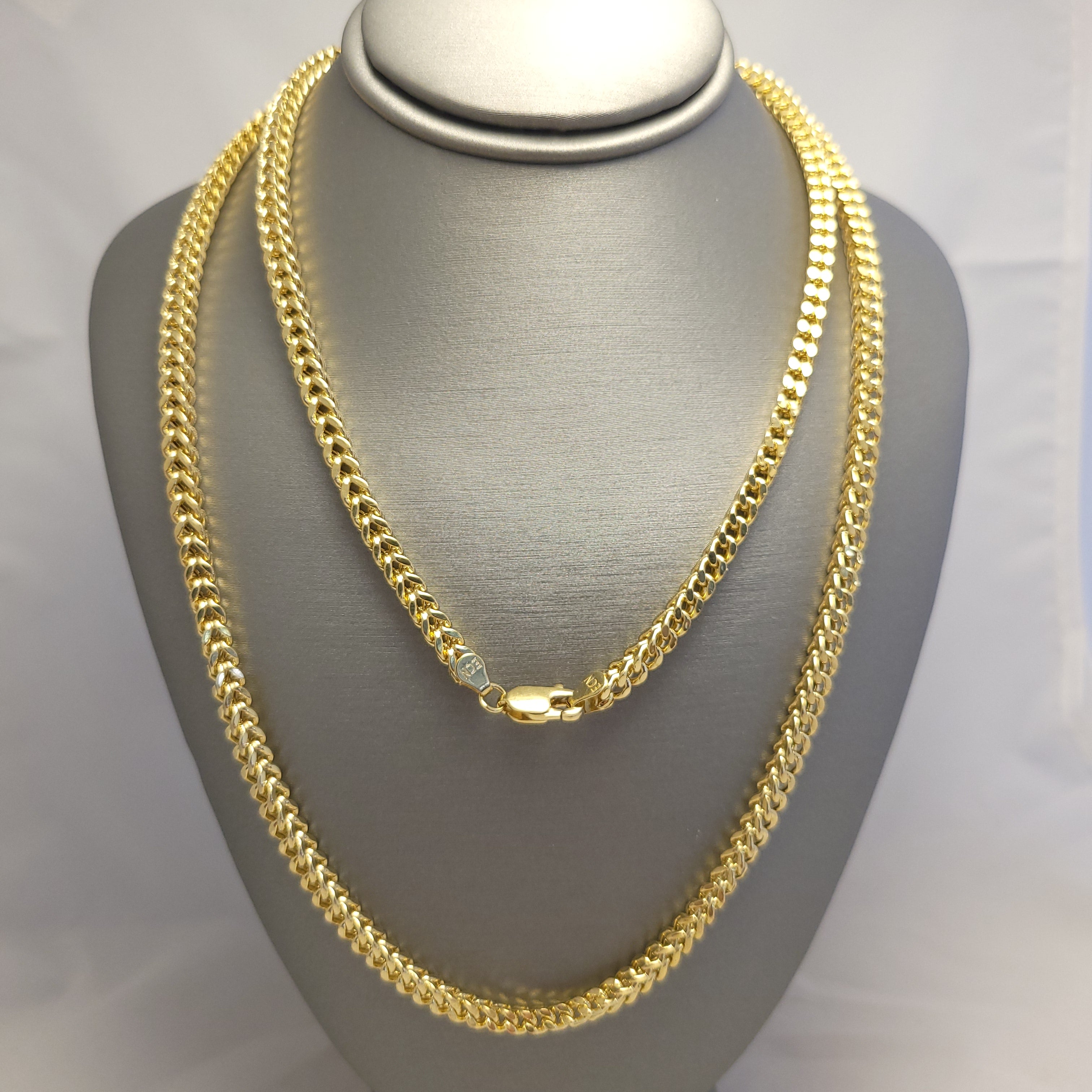 Cadena cola de zorro hueca de oro amarillo de 14K