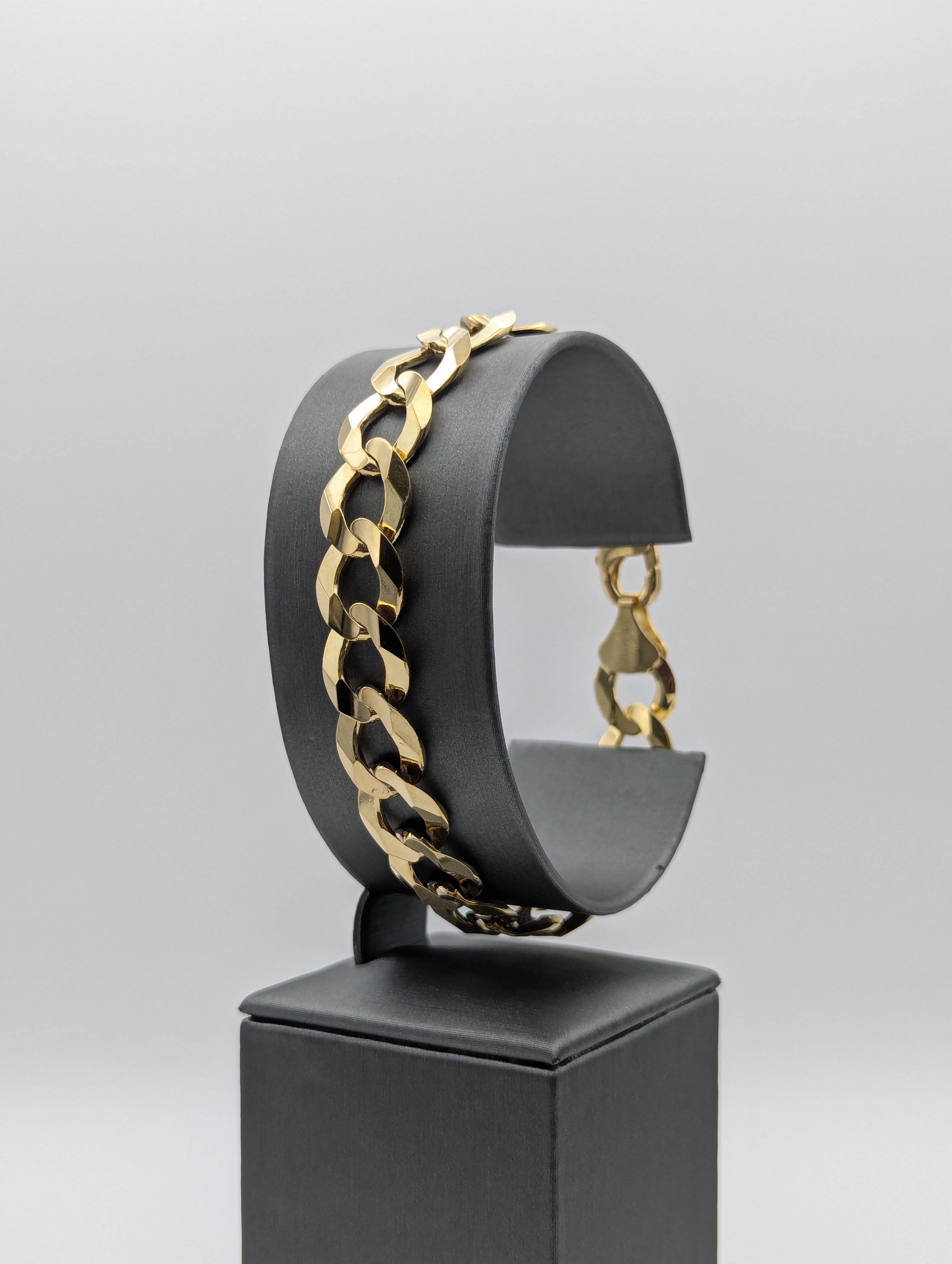Pulsera Curb de oro amarillo de 14K