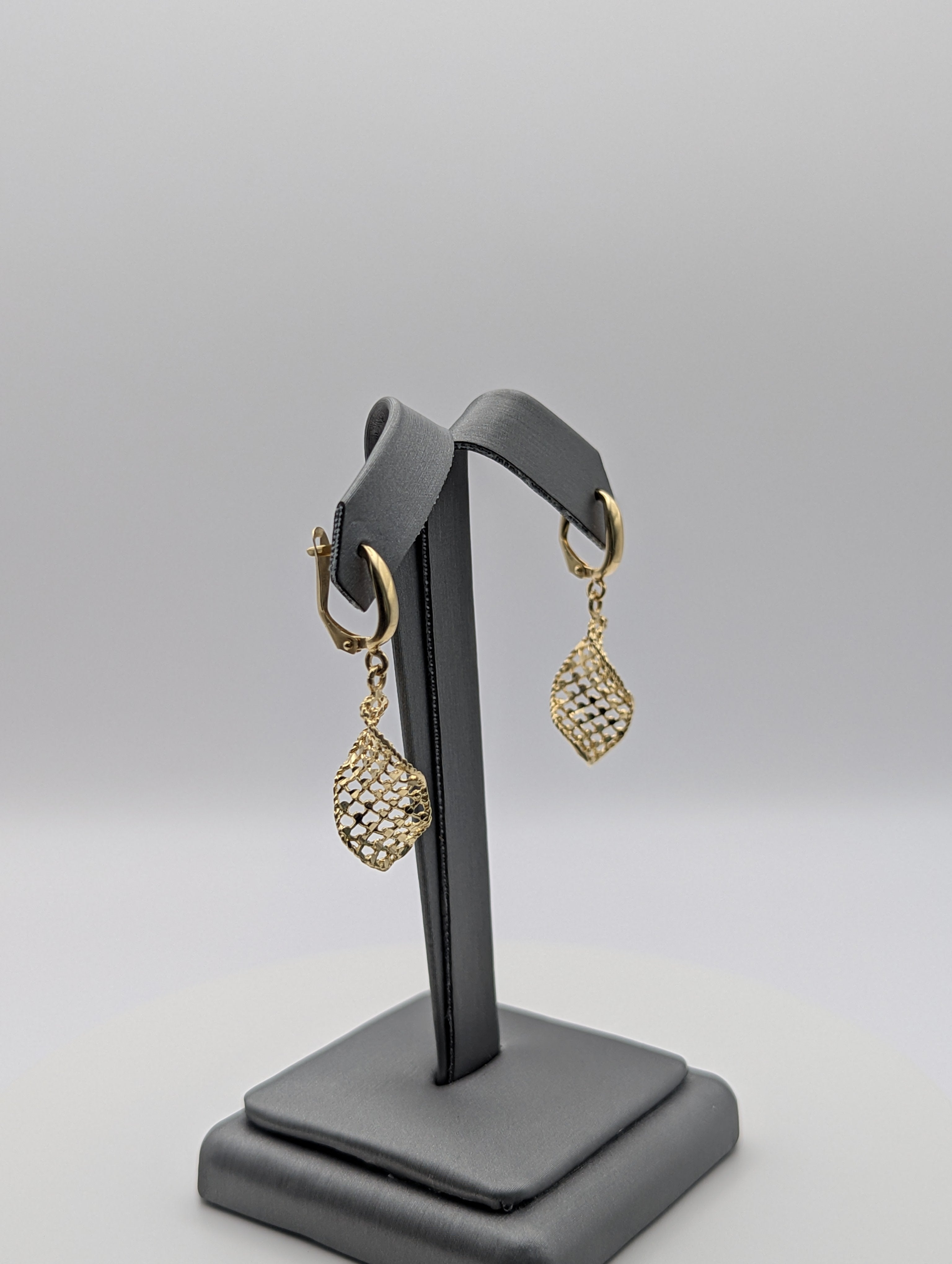14K YG Twisted Lattice Dia Cut