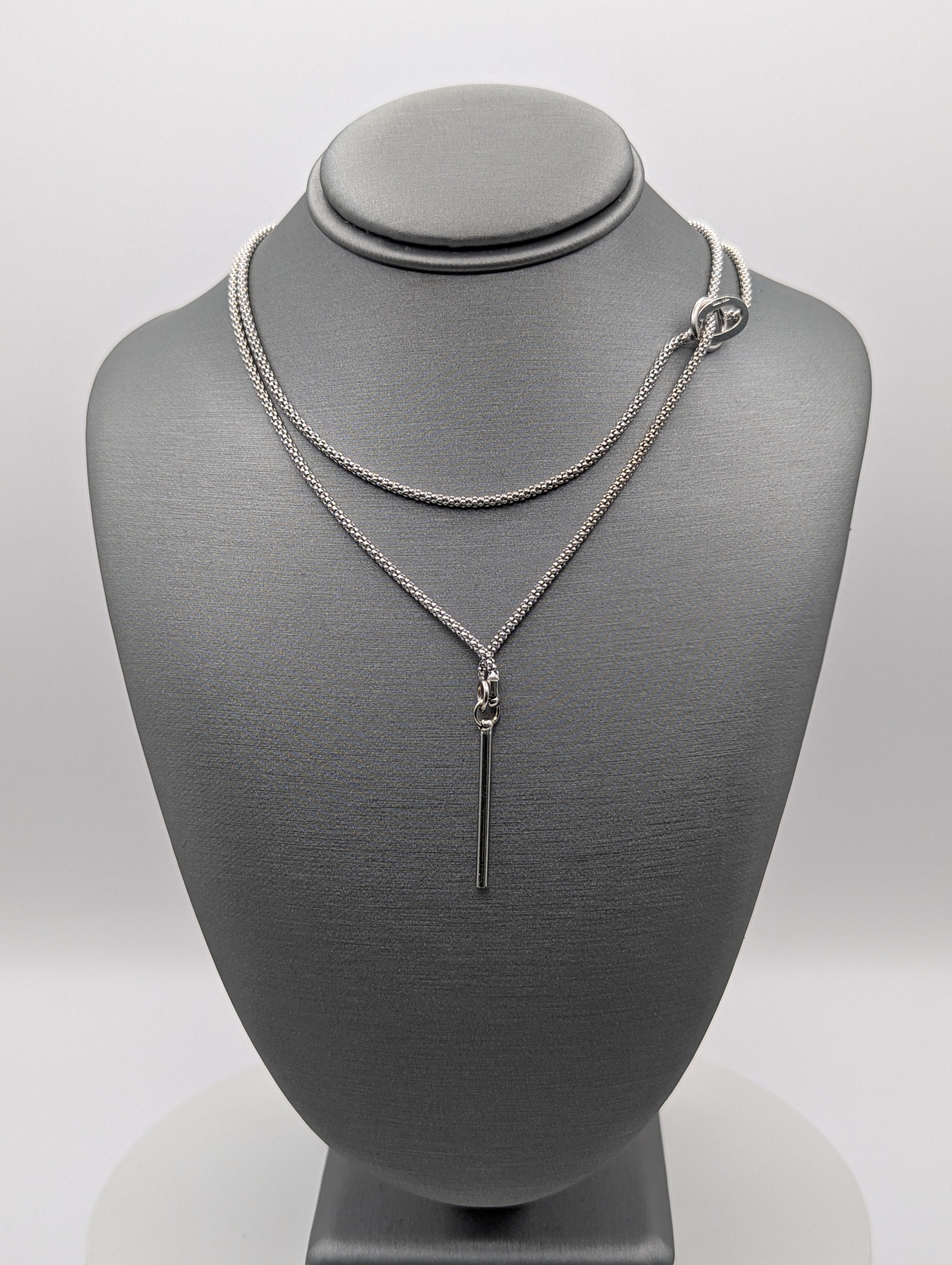 Collar Ajustable Fantasía de Oro Blanco de 14K
