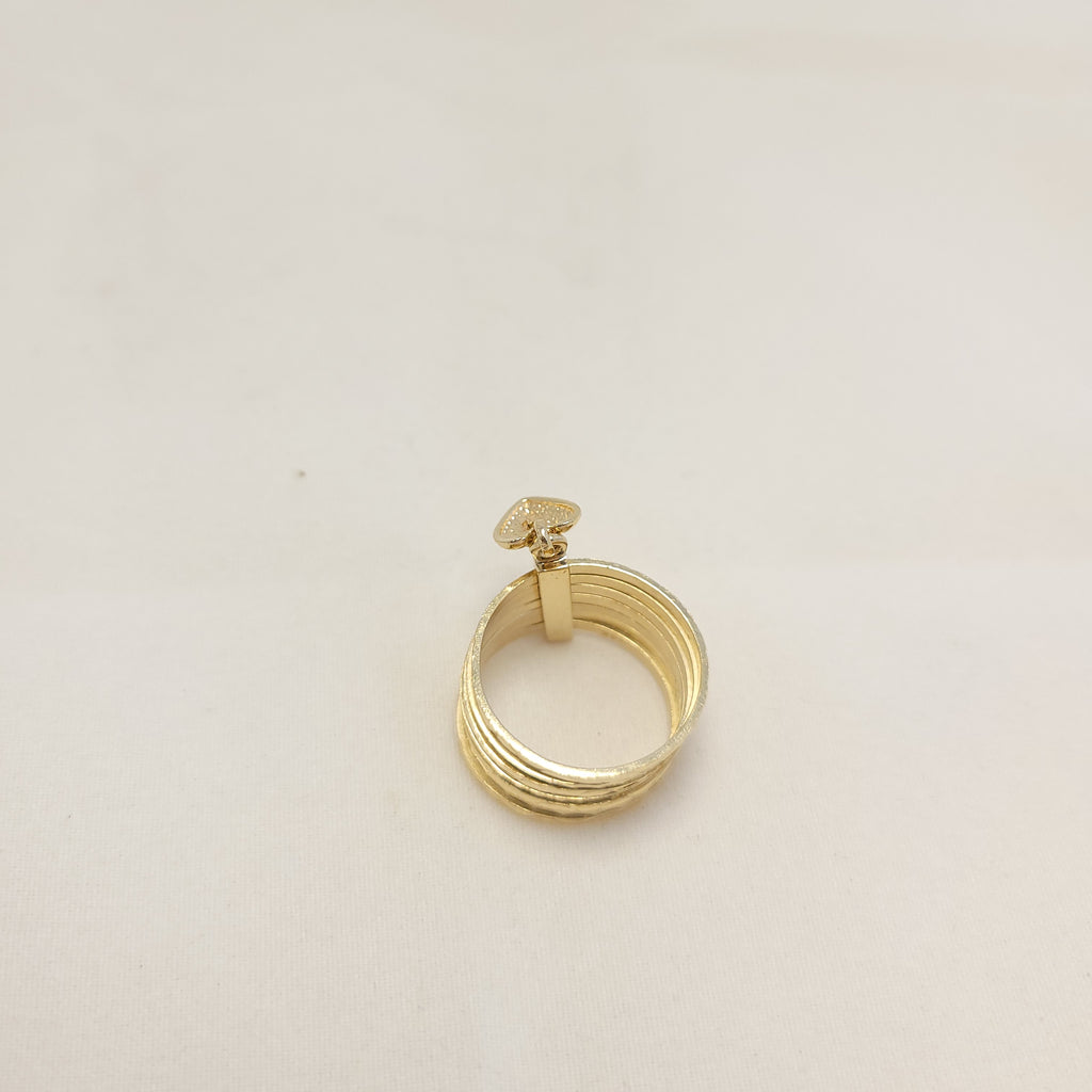 Anillo multi-corazones colgantes de oro amarillo de 14K