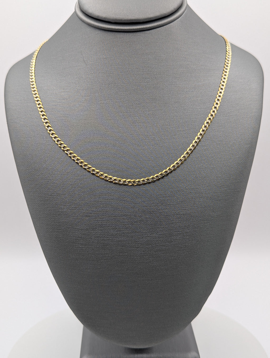 Cadena barbada de oro amarillo de 14 quilates con corte diamante