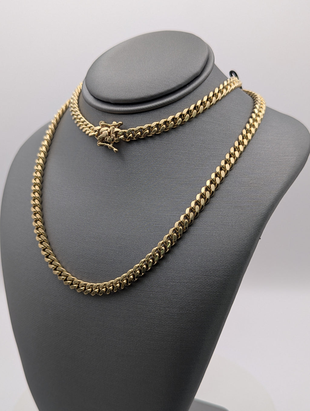 Cadena cubana Miami sólida de oro amarillo de 14K