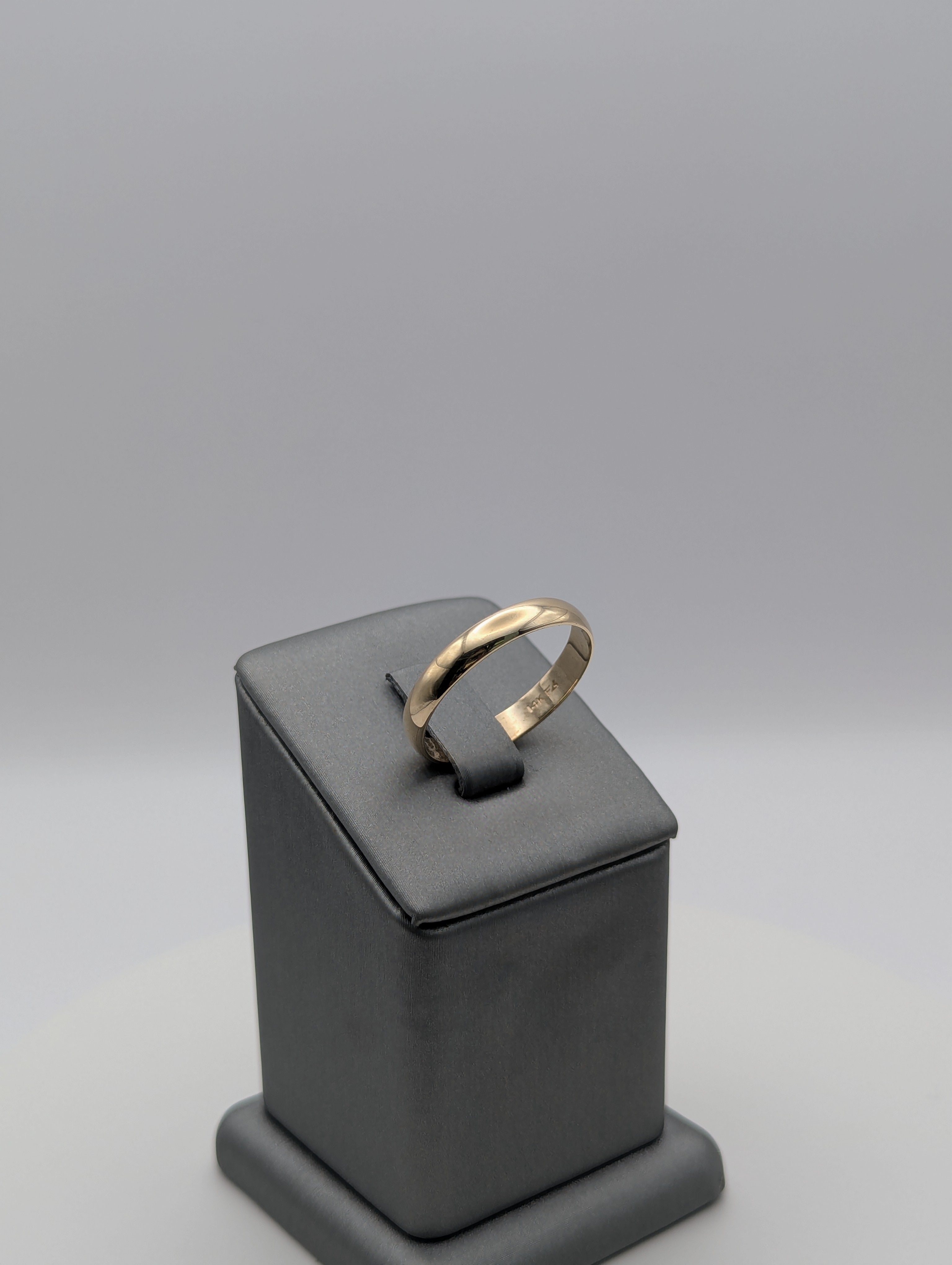 14K YG Wedding Band
