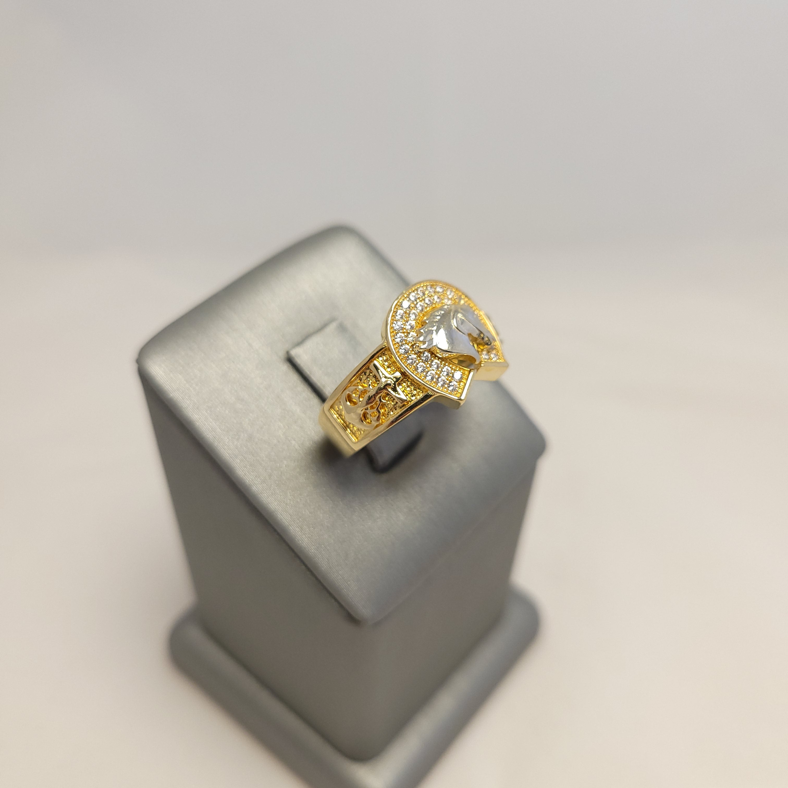 Anillo de herradura bicolor de 14K