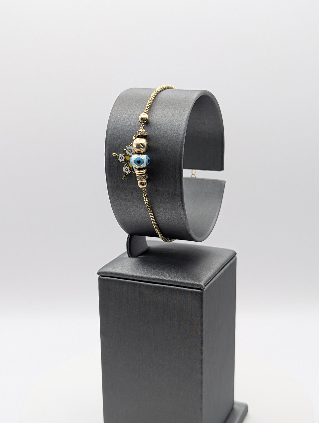 Pulsera de cadena con dije de mariposa de oro amarillo de 14K