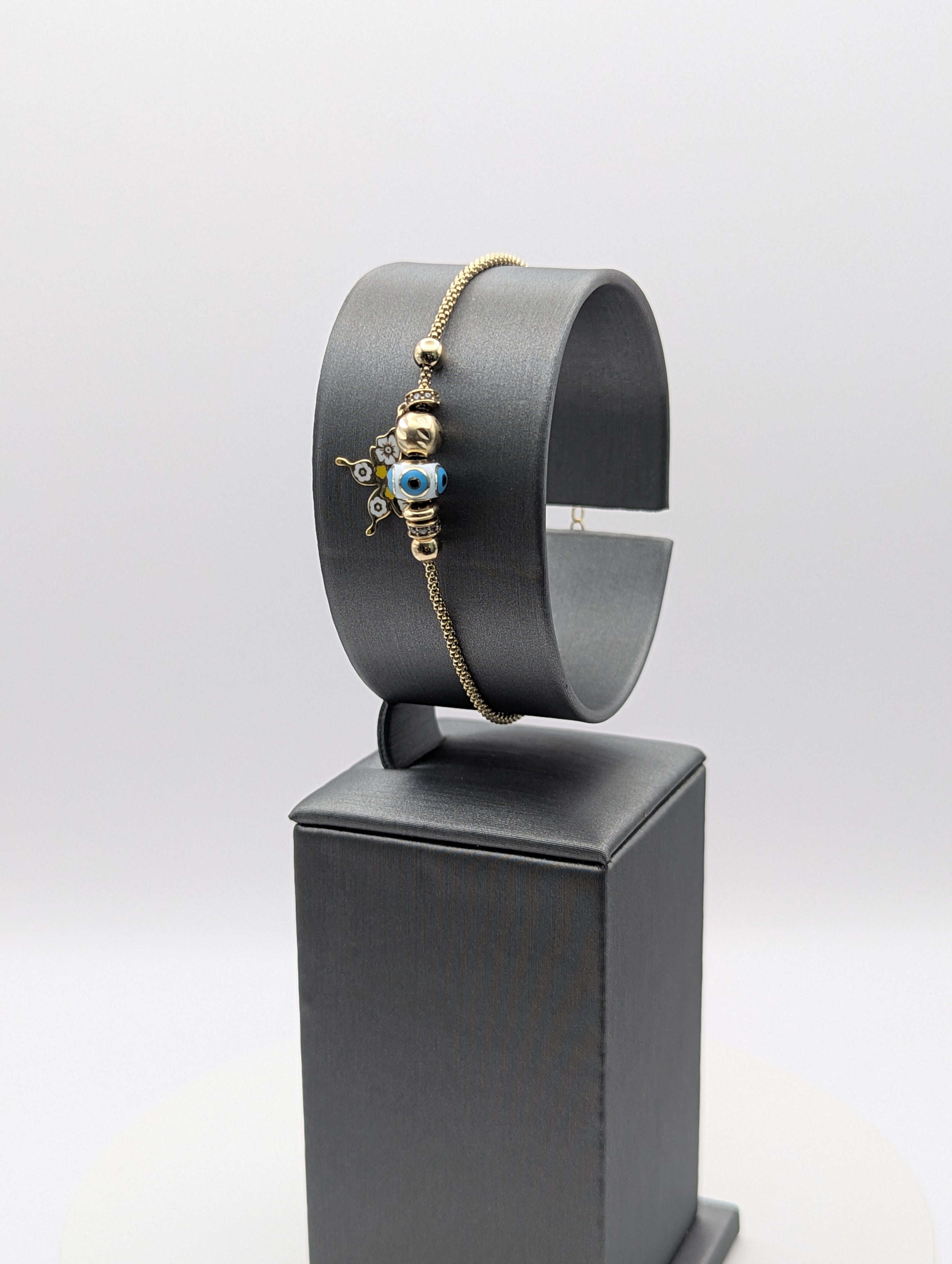 Pulsera de cadena con dije de mariposa de oro amarillo de 14K