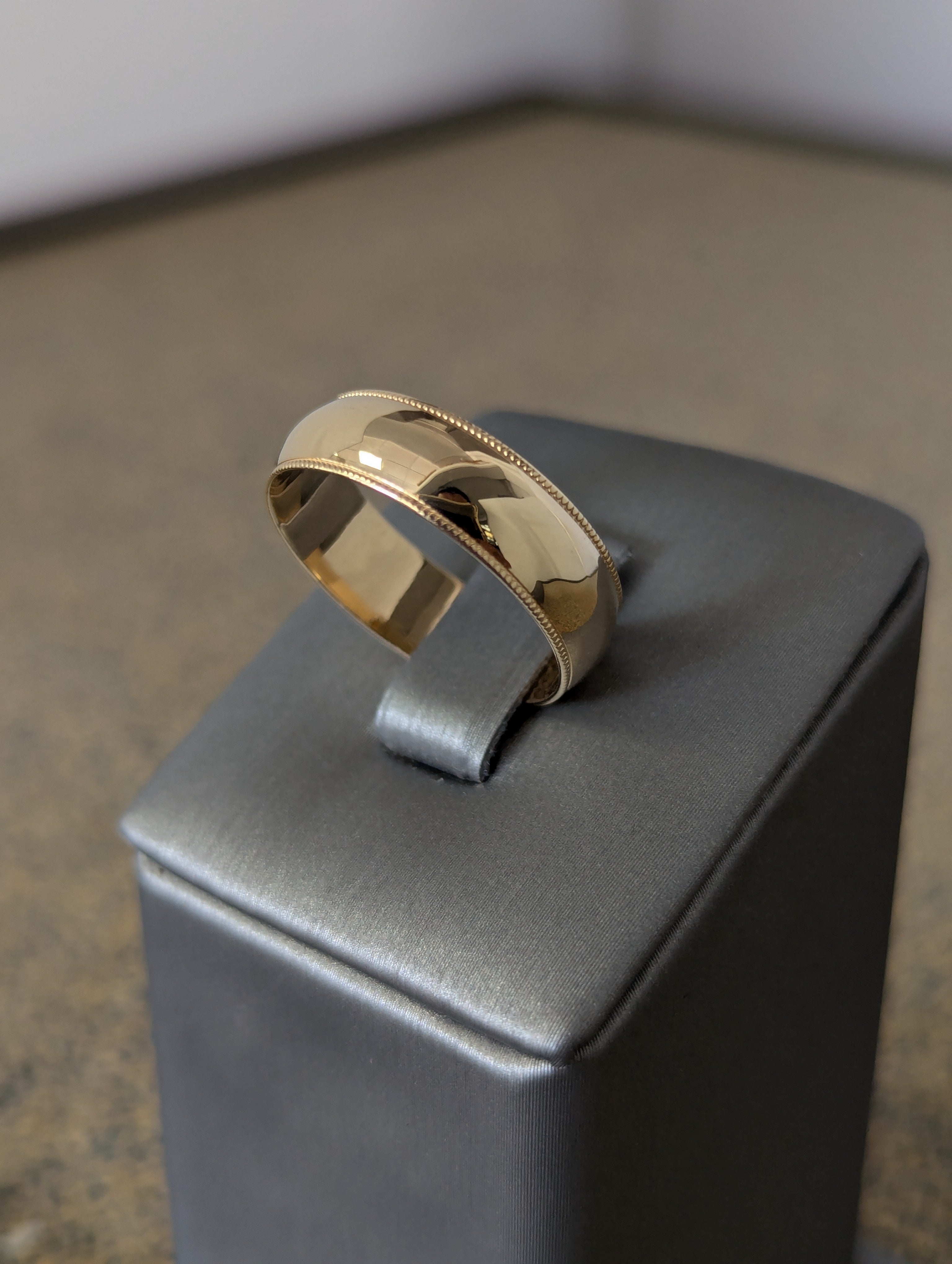 Anillo de boda de 14K