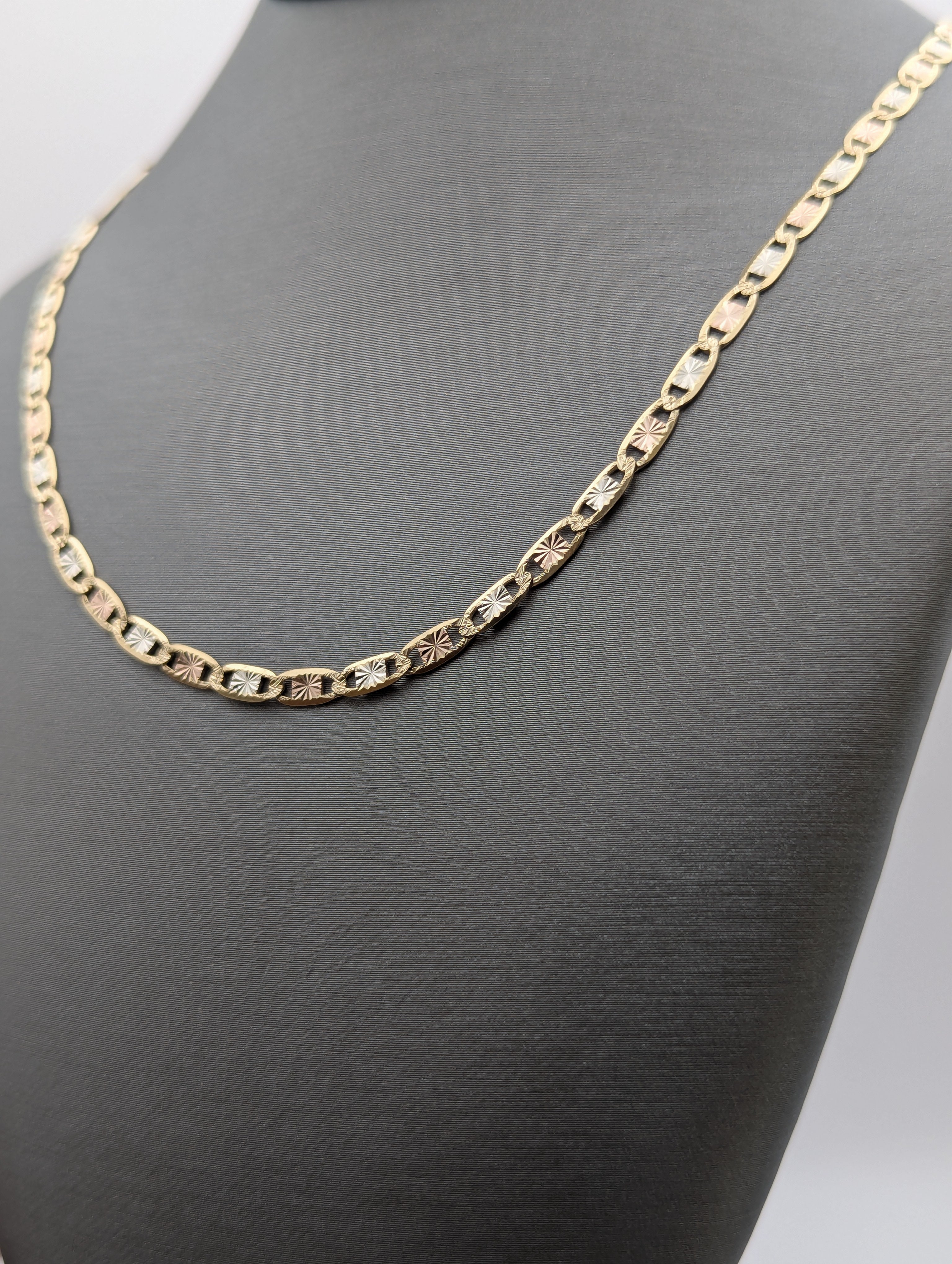 Cadena Valentino de 14K