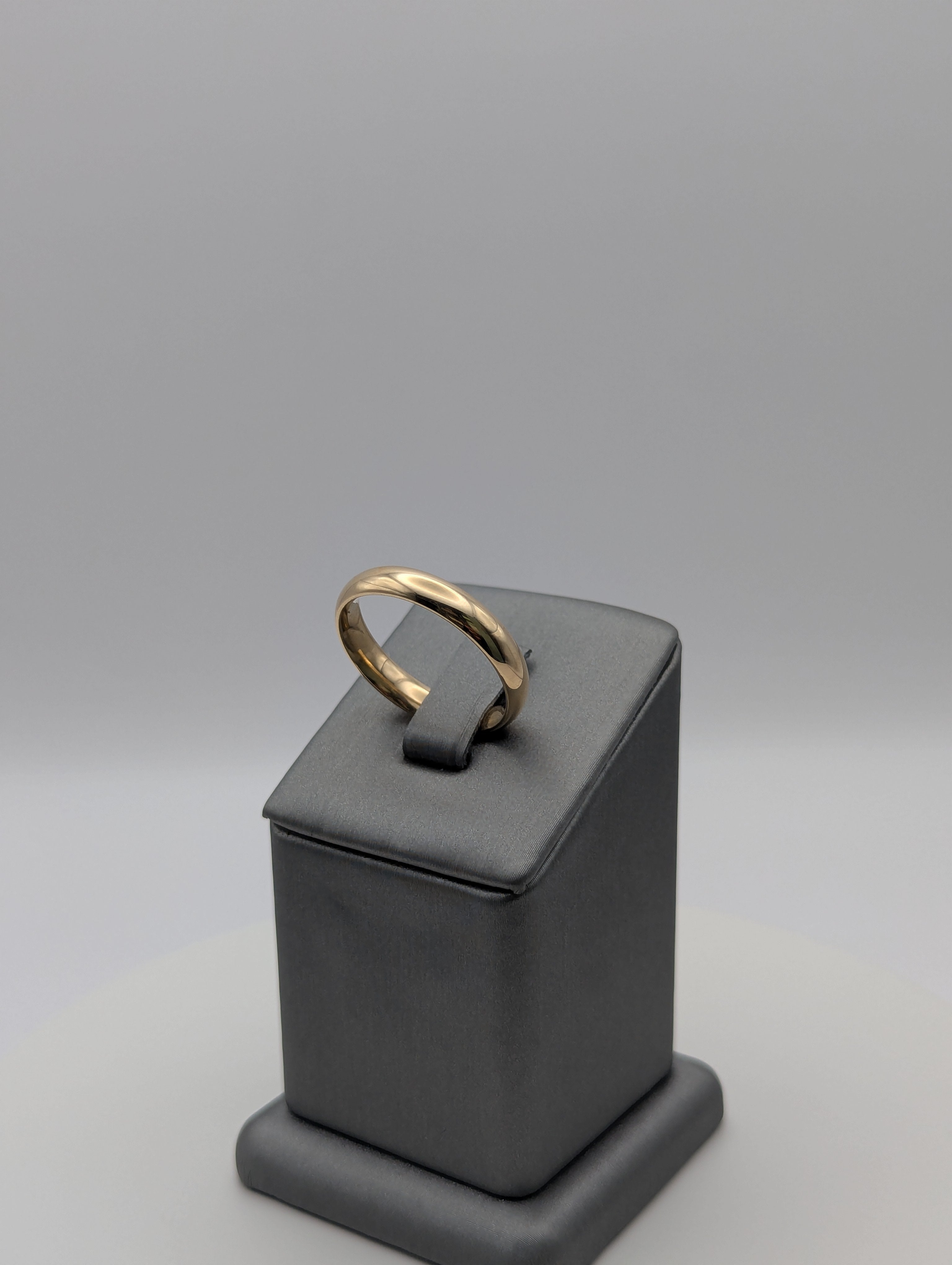 Alianza de boda de oro amarillo de 14K