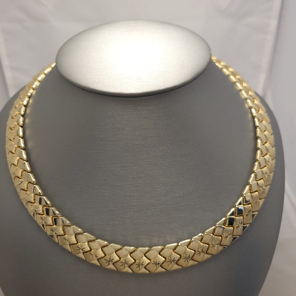 Cadena texturizada de oro amarillo de 14K