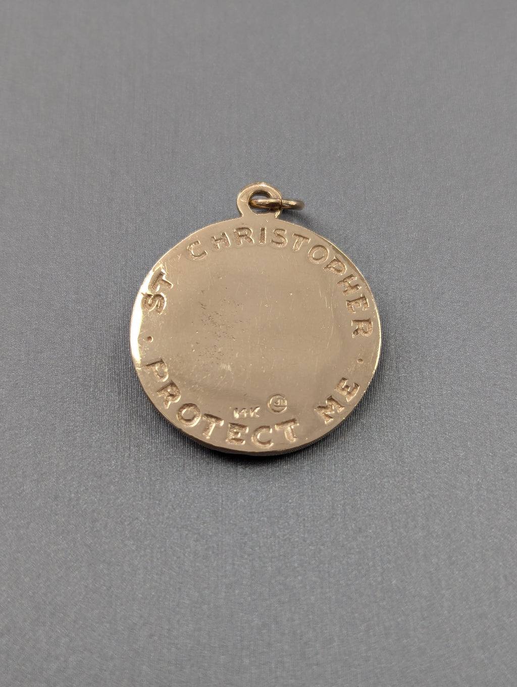 Colgante San Cristóbal de oro amarillo de 14K