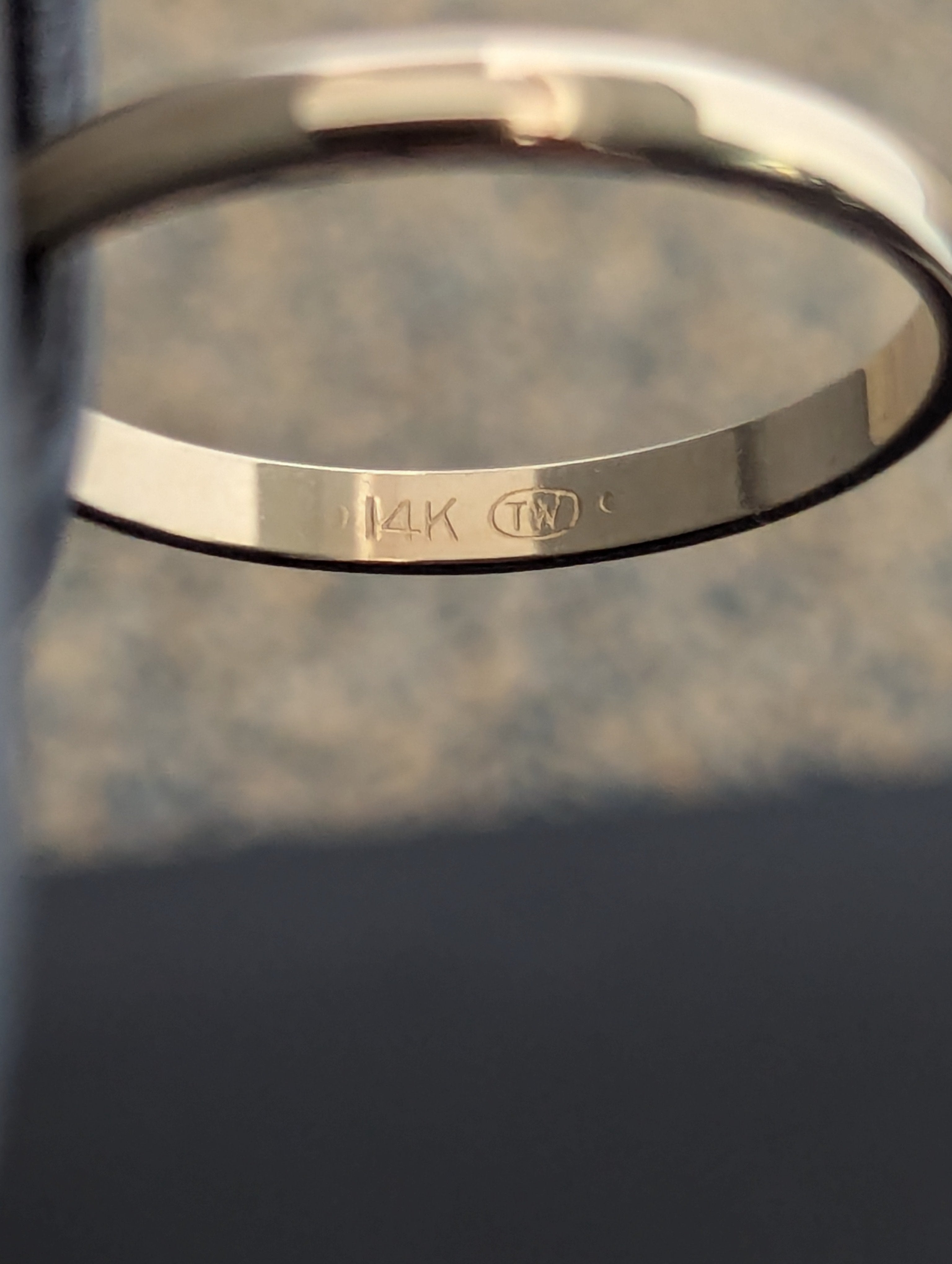 Anillo de boda de oro de 14 quilates
