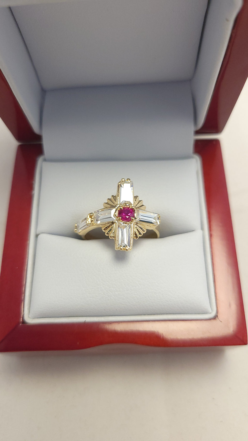 Anillo Cruz de Rubí Oro Amarillo 14K