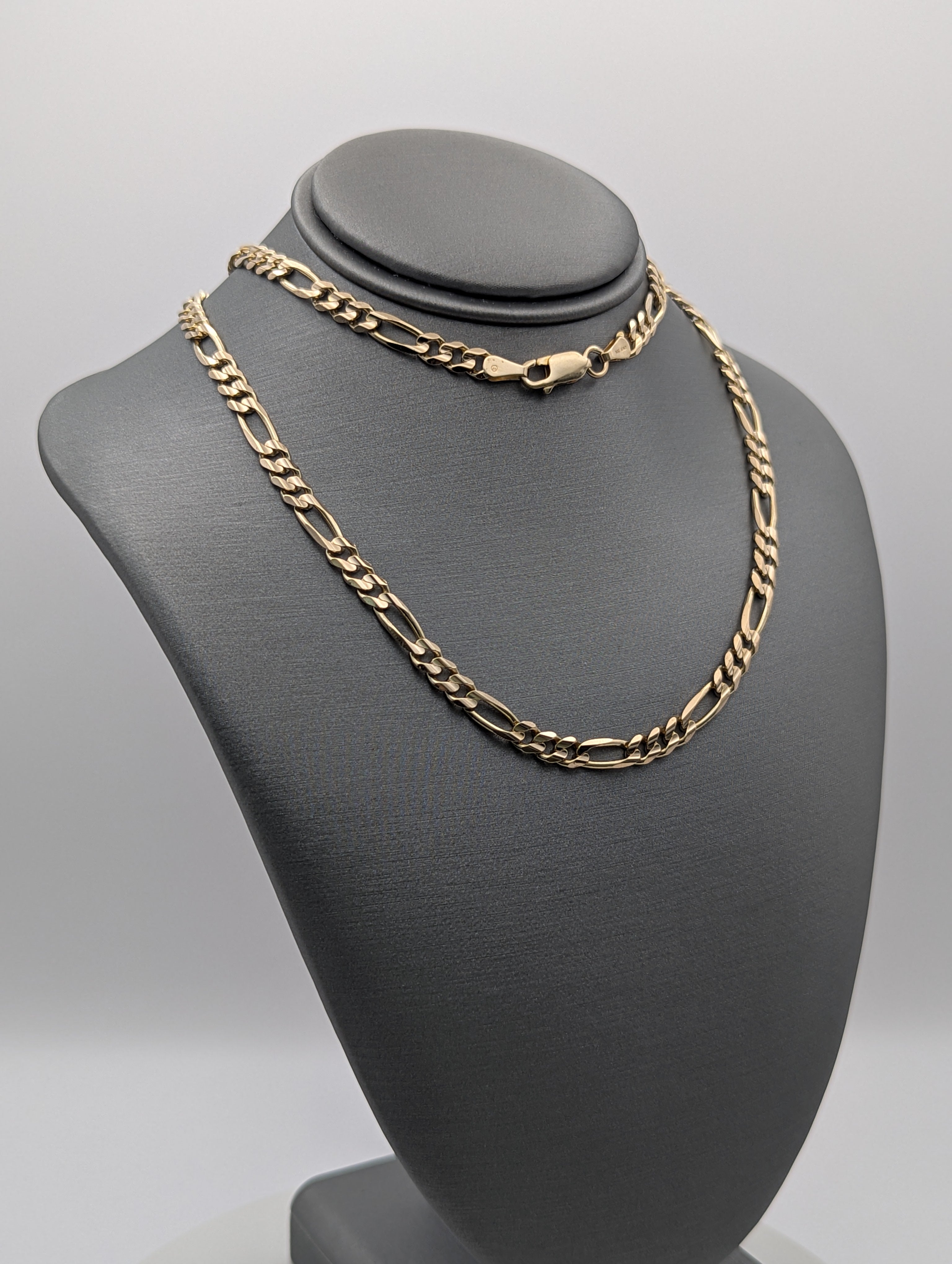 Cadena Fígaro de oro amarillo de 14K