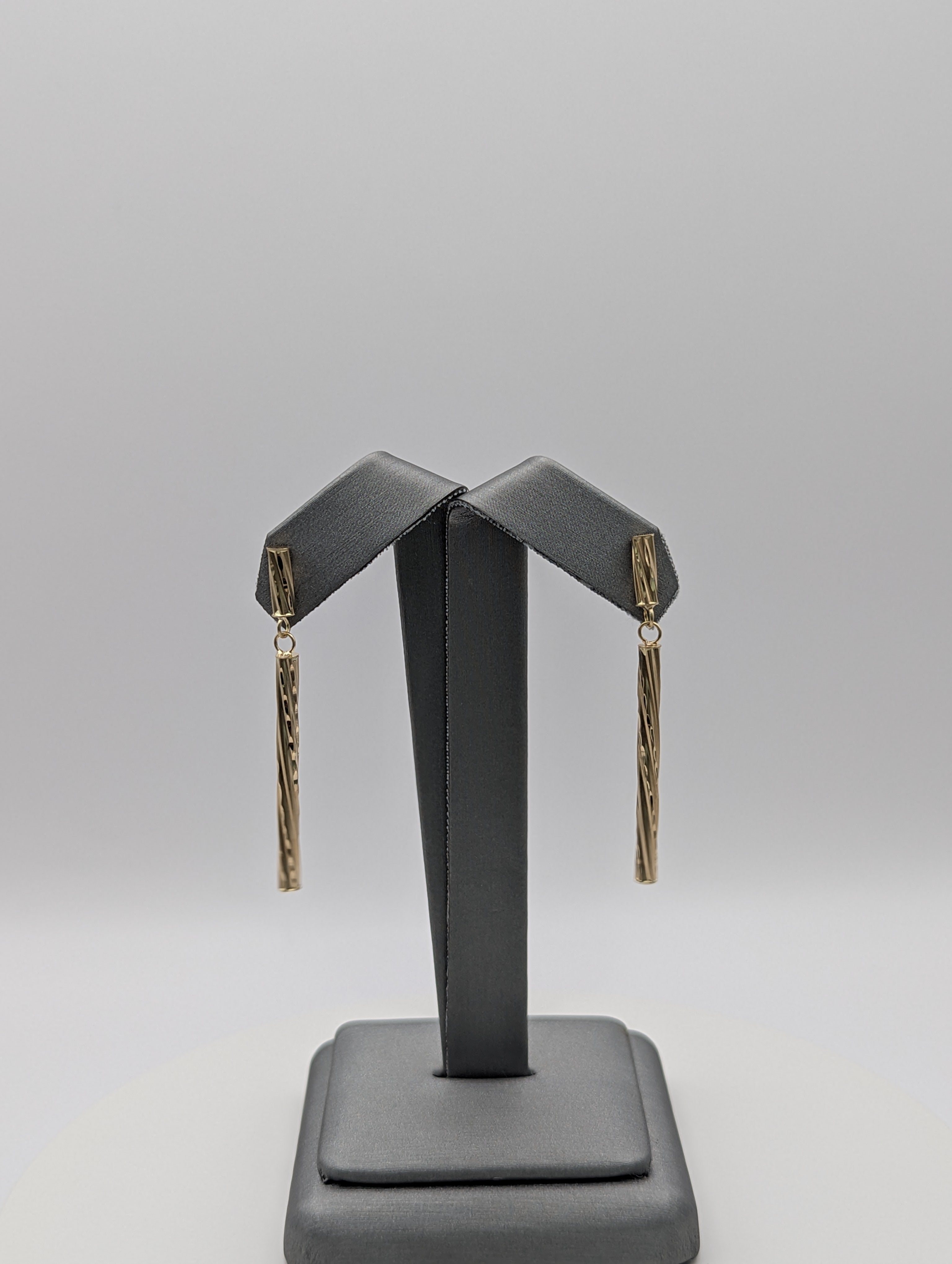 14K YG Dia Cut Twisted Dangly Earrings