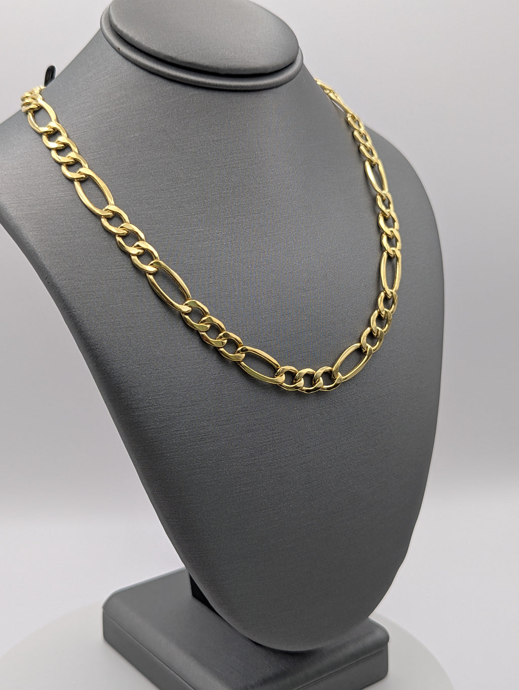 Cadena Figaro hueca de oro amarillo de 14K