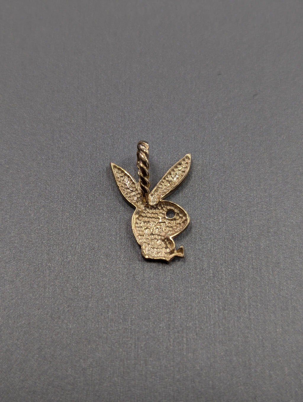 Colgante de Conejito Playboy de Oro Amarillo de 14K