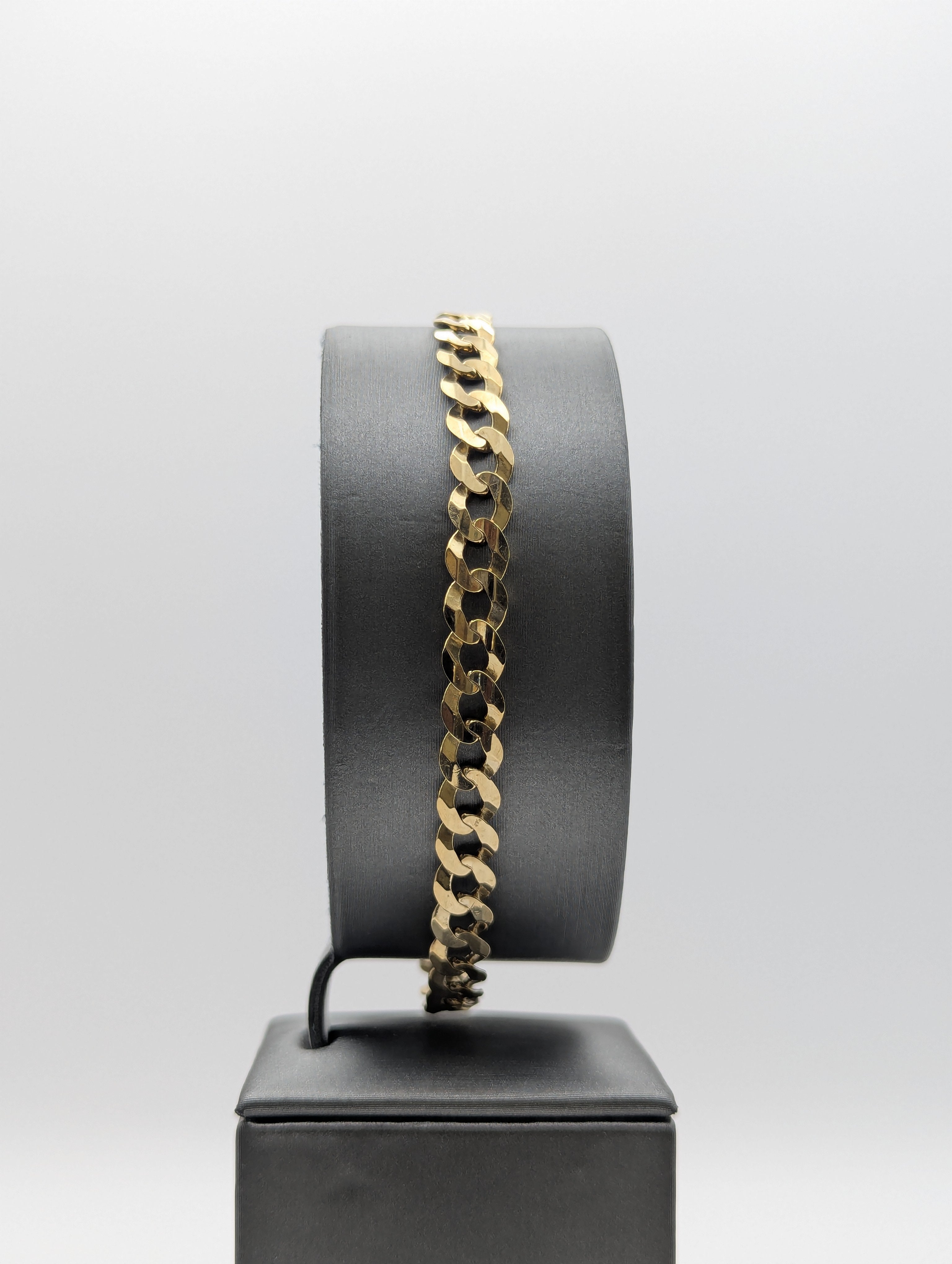 14K YG Curb Bracelet