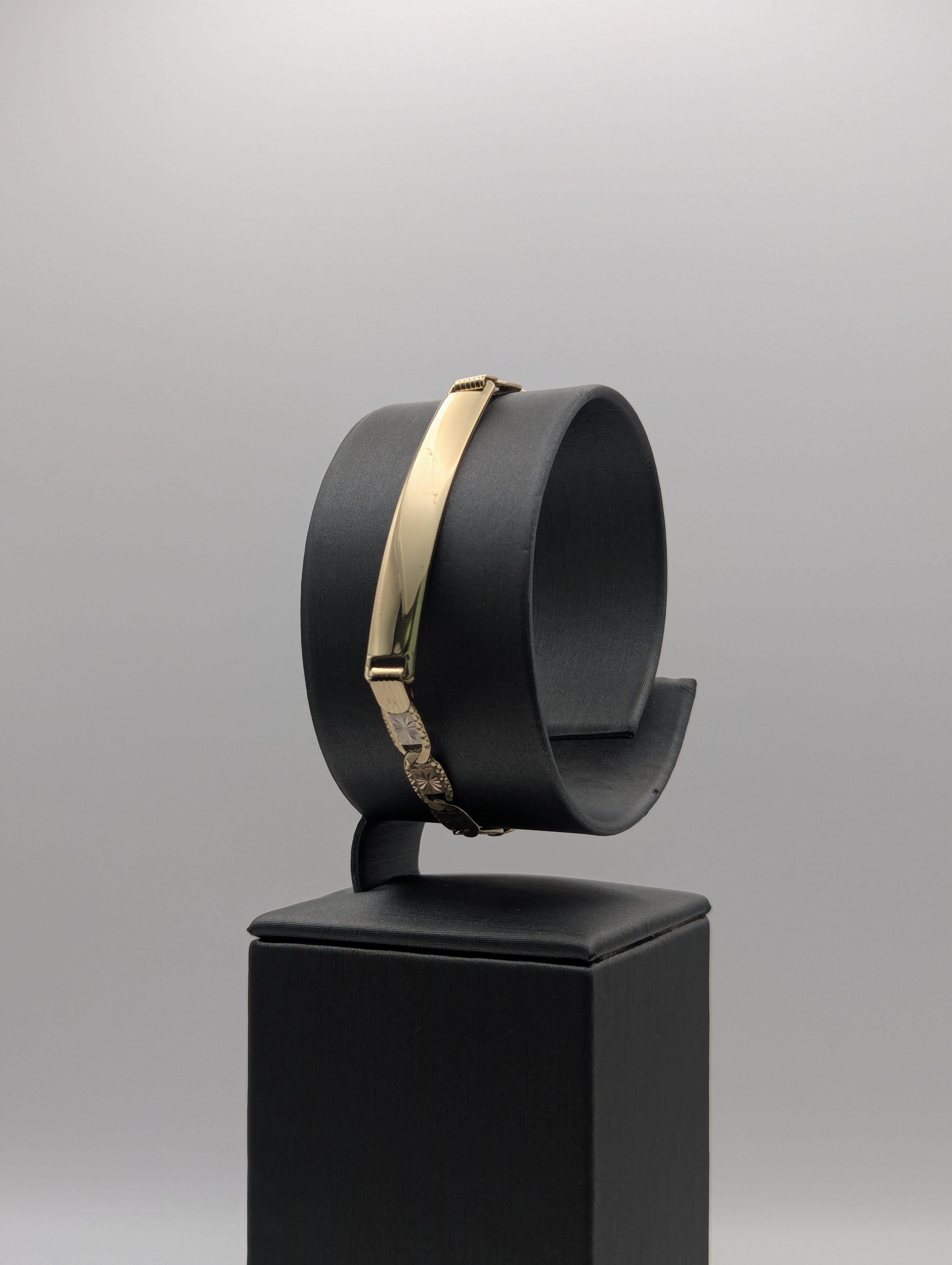 14K YG Engraveable Bracelet