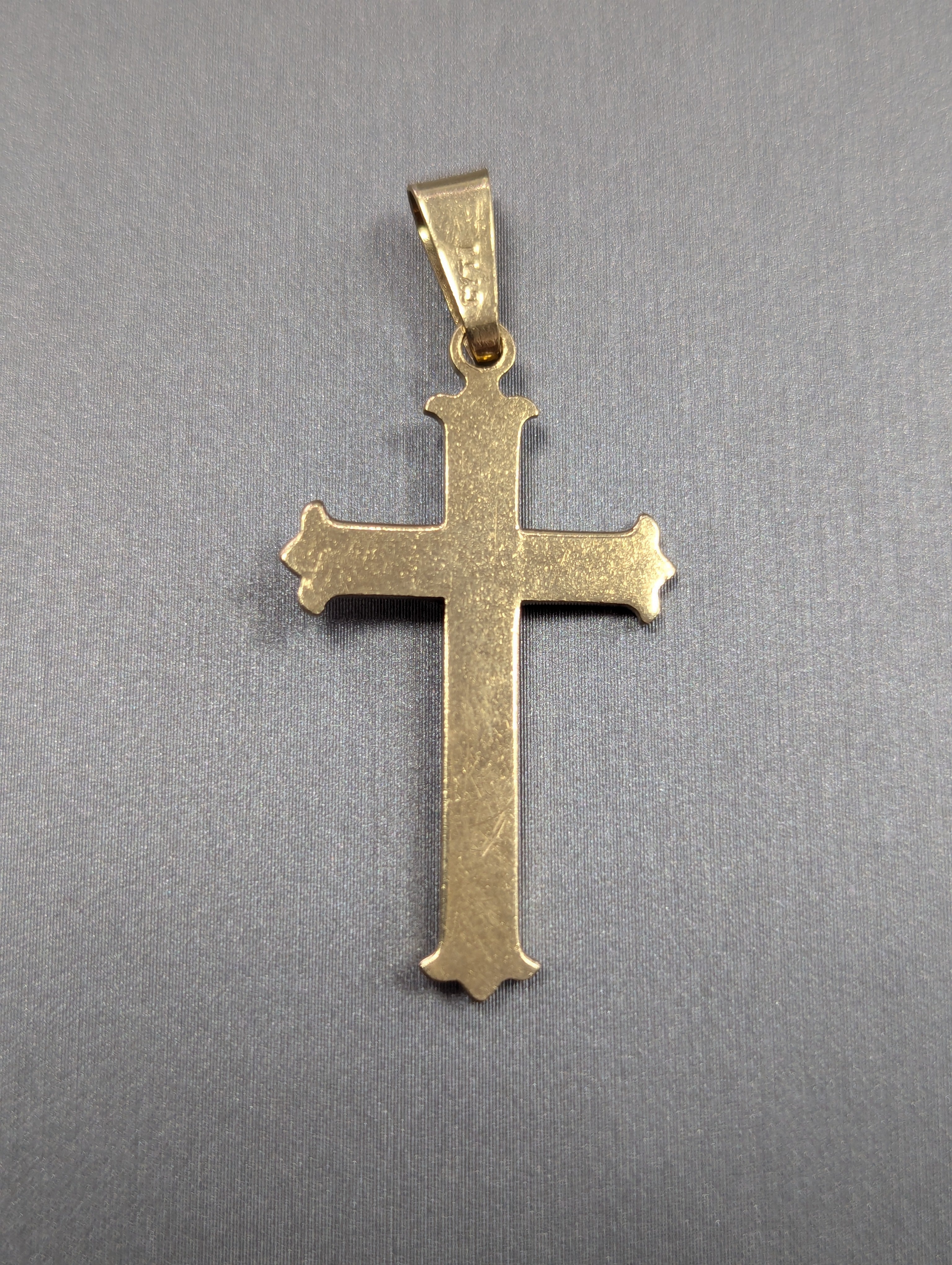 Colgante Crucifijo Bicolor de Oro de 14K