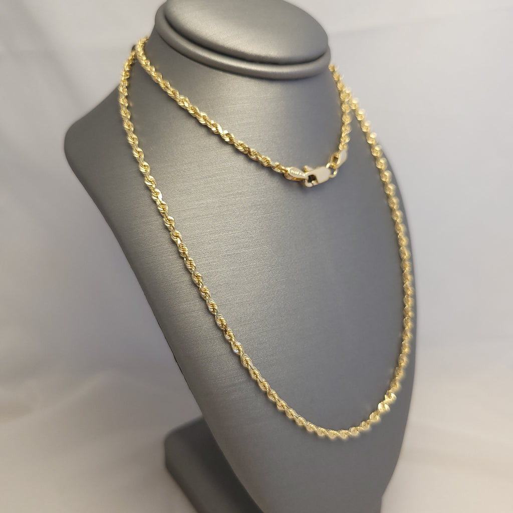 Cadena de oro macizo de 14K en estilo cuerda