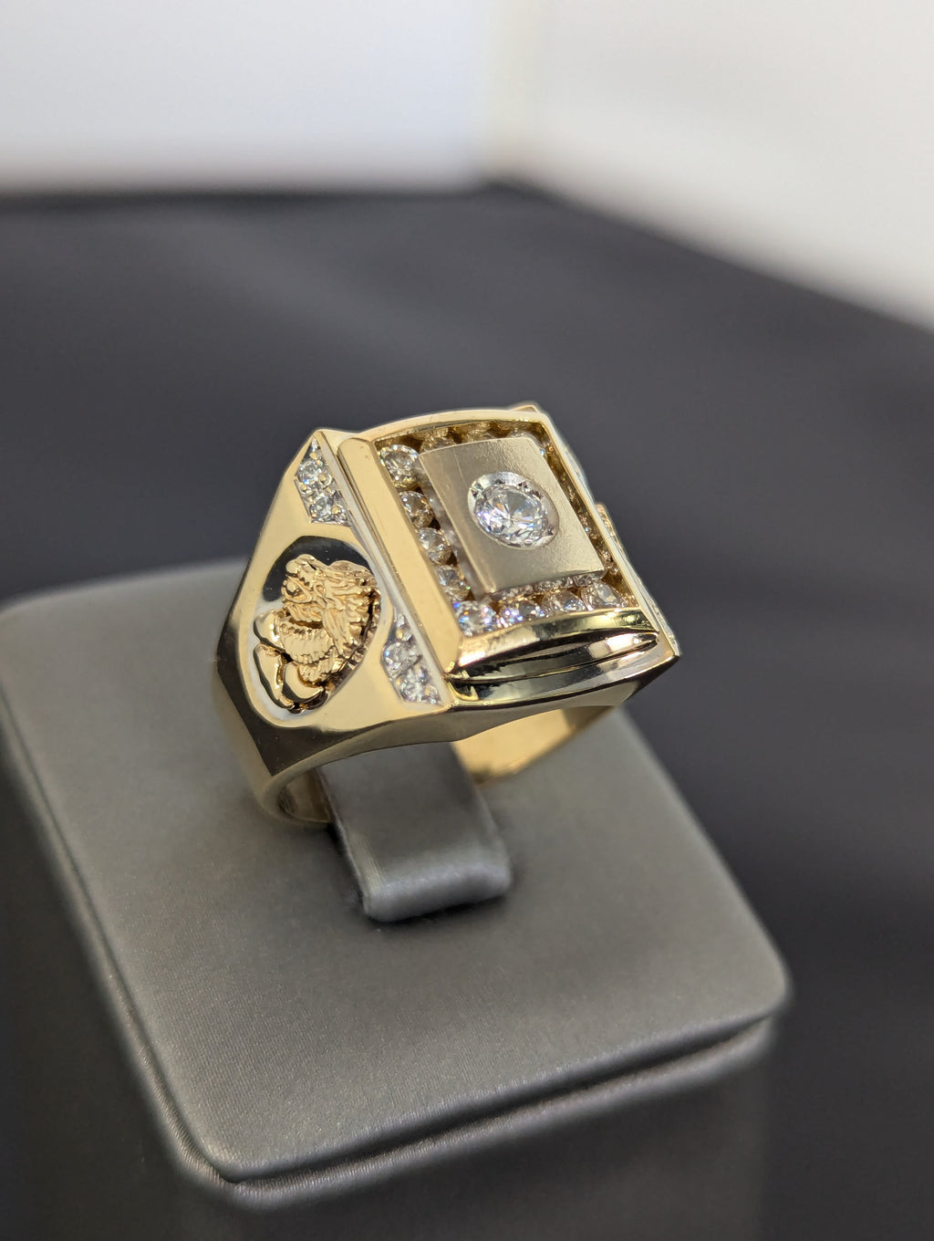 Anillo de dragón de circonitas cúbicas de dos tonos y 14K