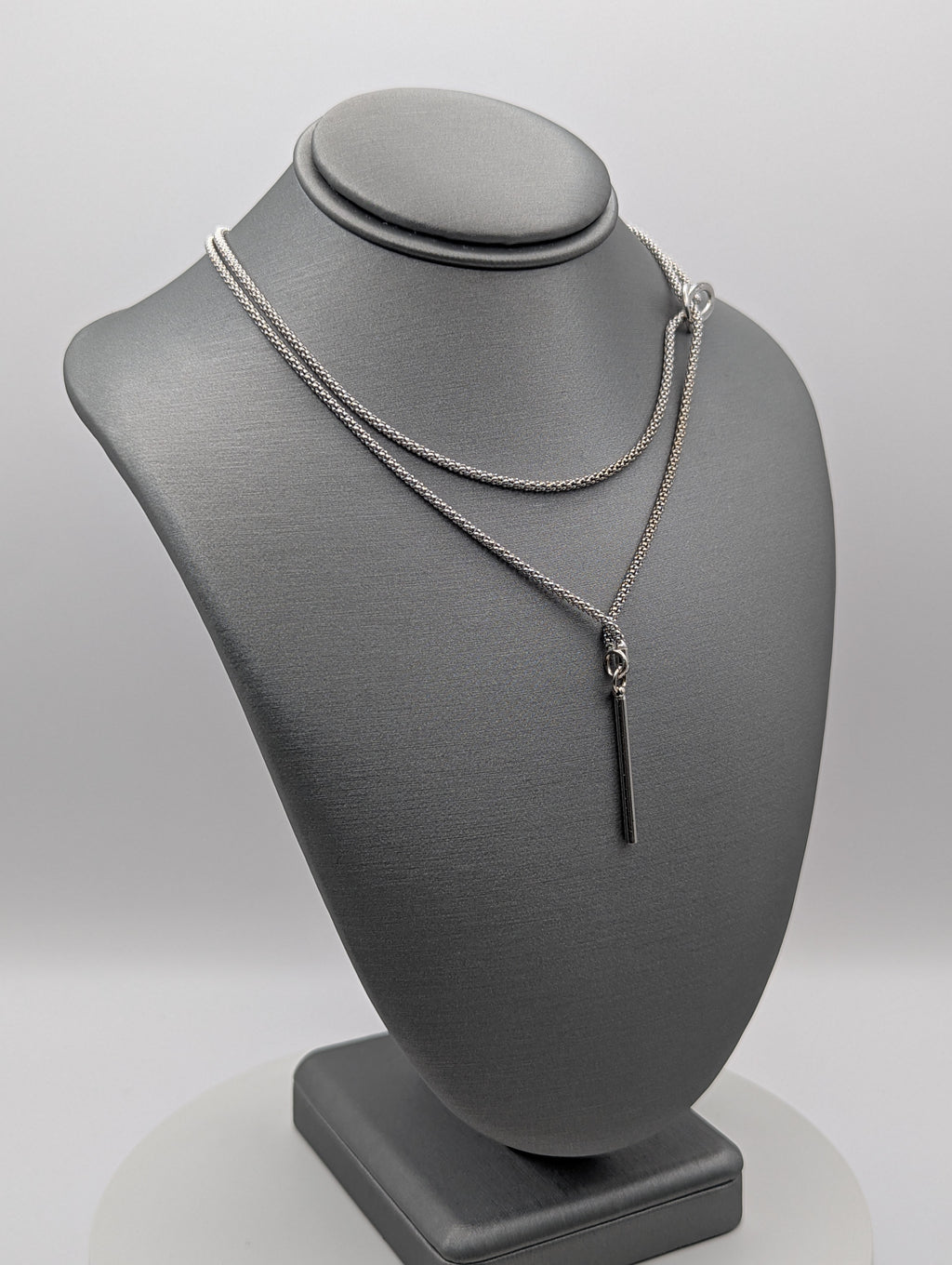 Collar Ajustable Fantasía de Oro Blanco de 14K