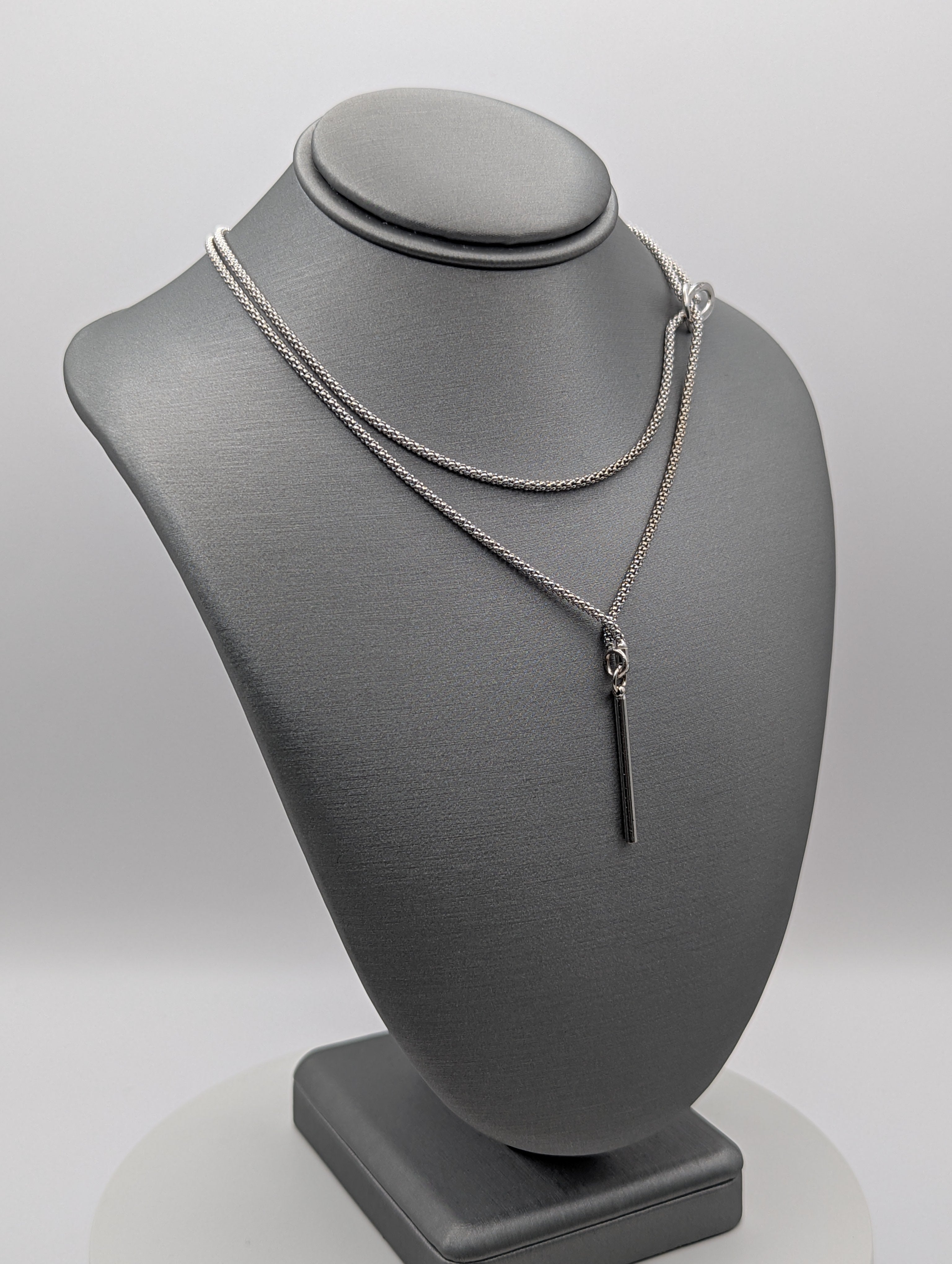 Collar Ajustable Fantasía de Oro Blanco de 14K