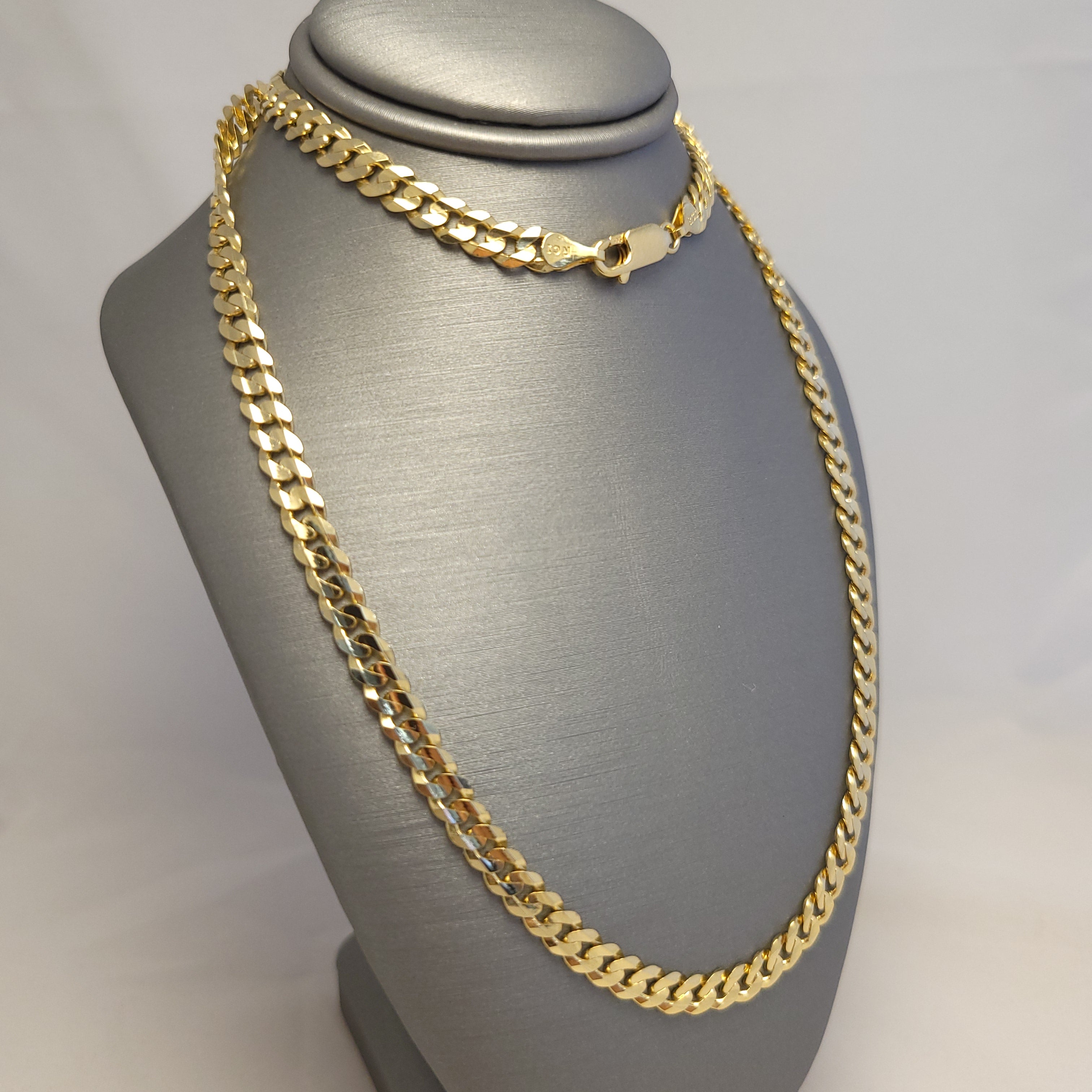 Cadena de eslabones de oro macizo de 14K