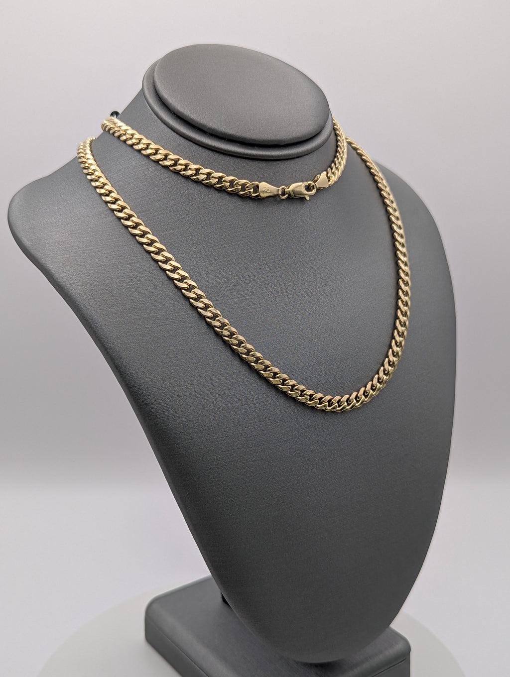 Cadena cubana hueca Miami de oro amarillo de 14K